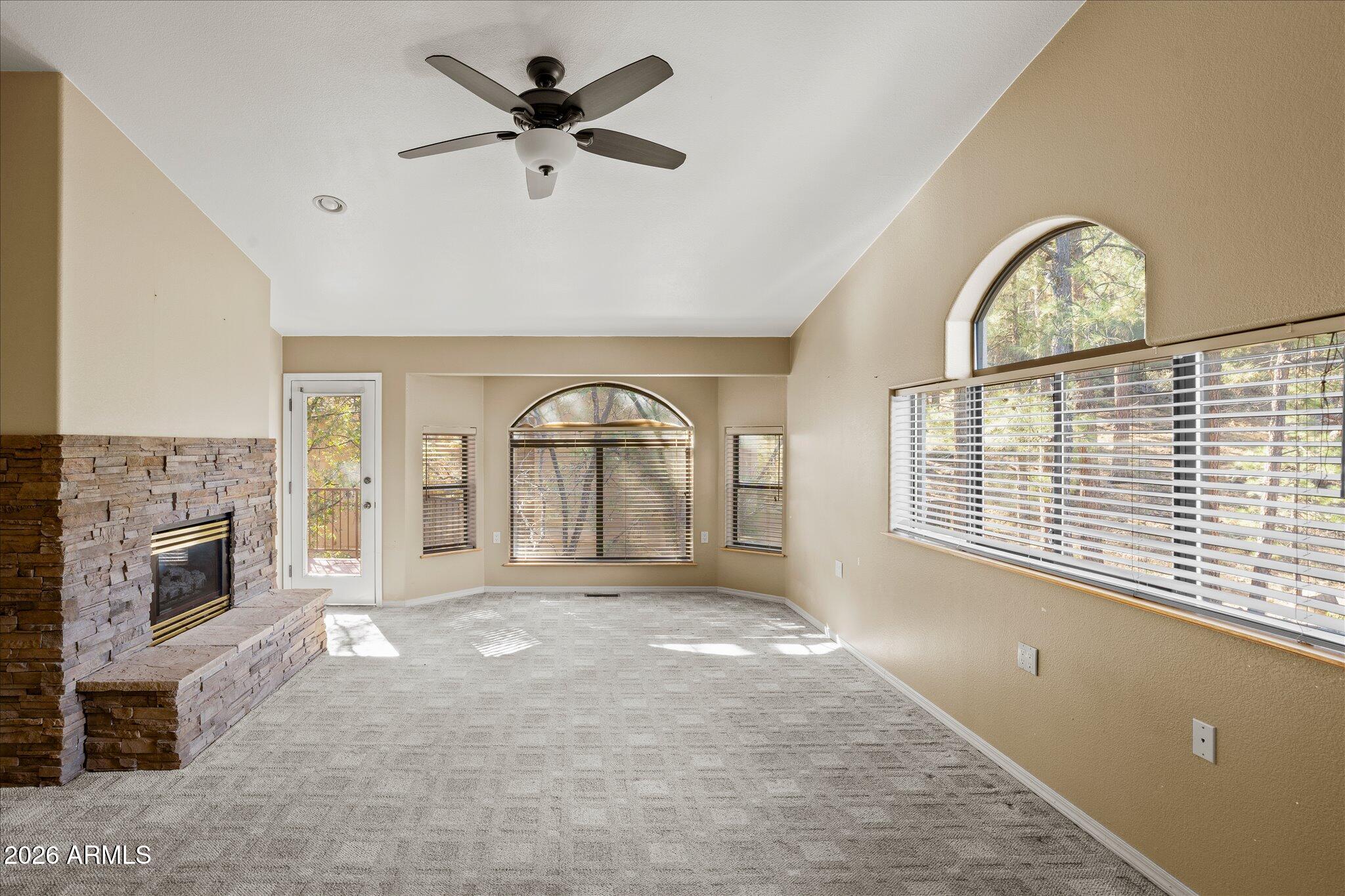 CATHEDRAL PINES - Residential