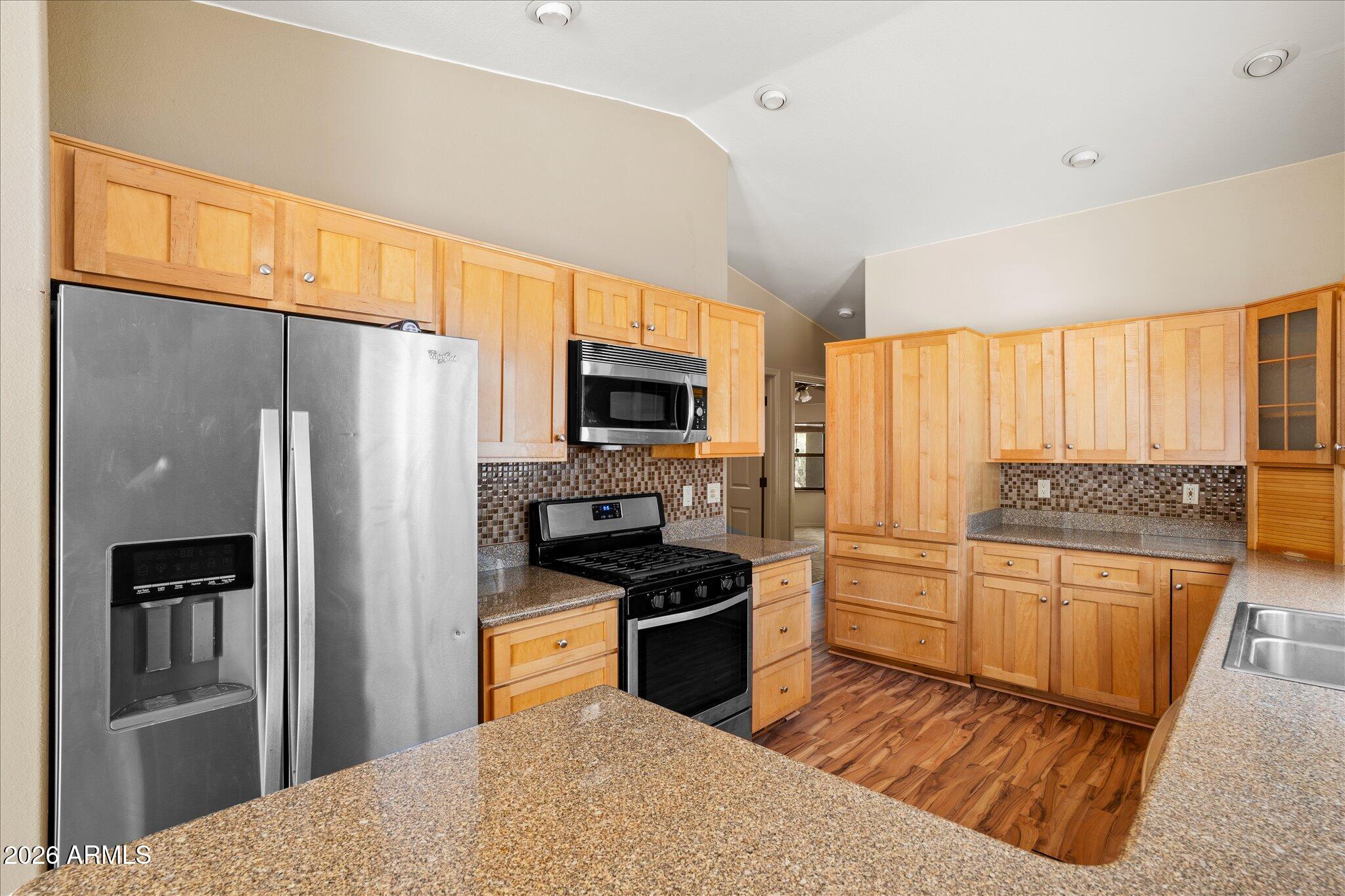 CATHEDRAL PINES - Residential