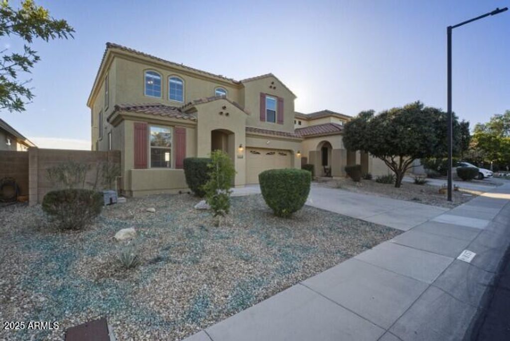 Photo of 18157 W Eva Street, Waddell, AZ 85355 (MLS # 6957400)