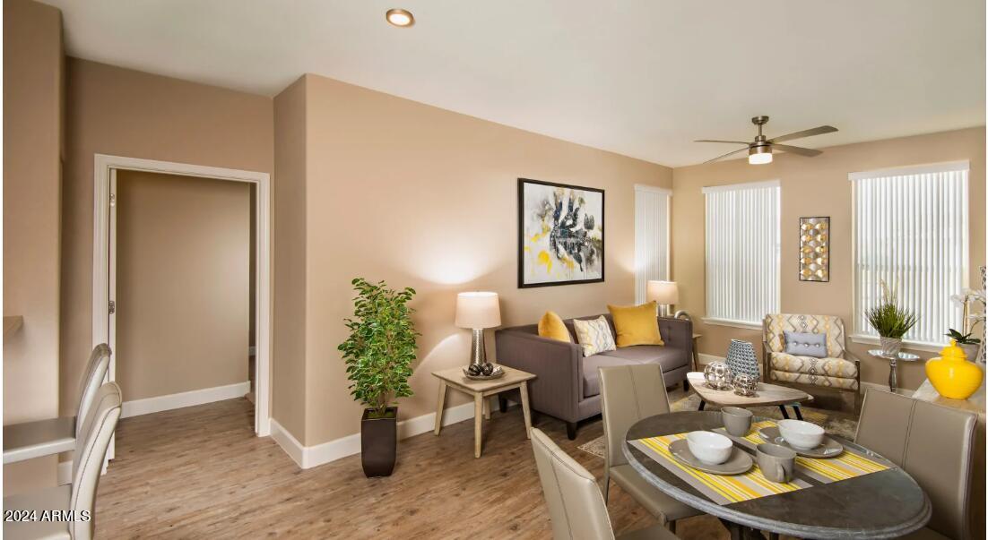 855 W SOUTHERN Avenue 1