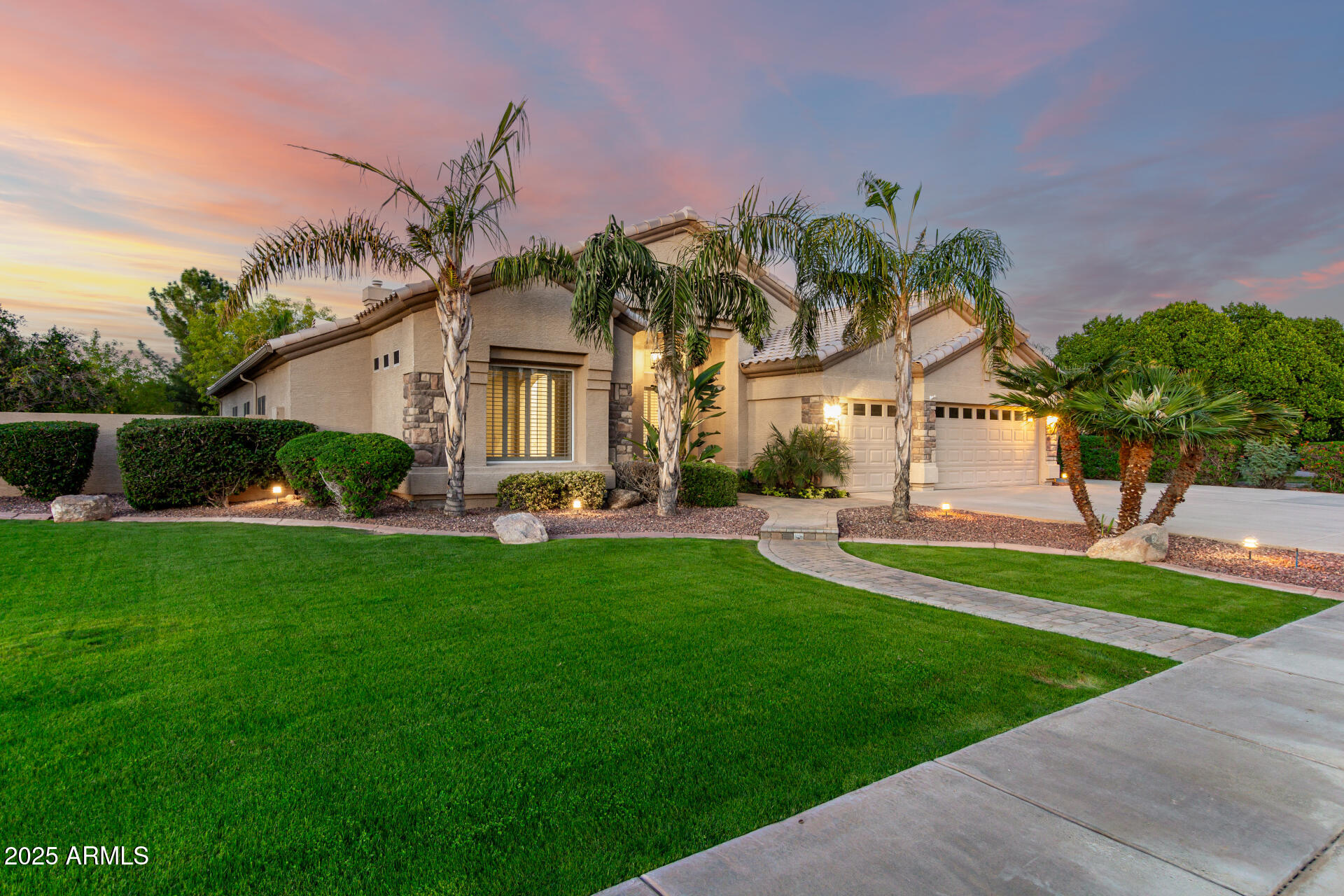 2090 E FINLEY Street