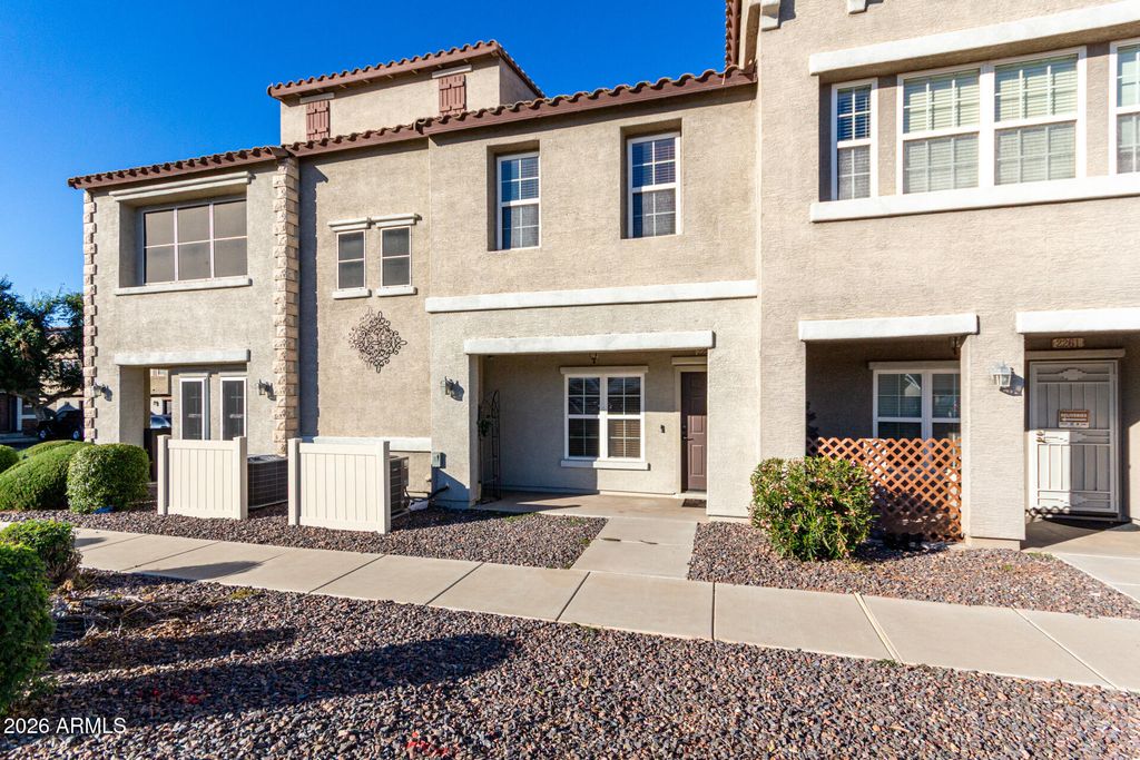 Photo of 2257 E Huntington Drive, Phoenix, AZ 85040 (MLS # 6973359)