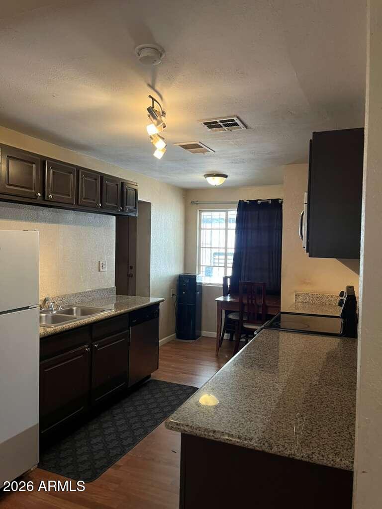 3242 W SELLS Drive