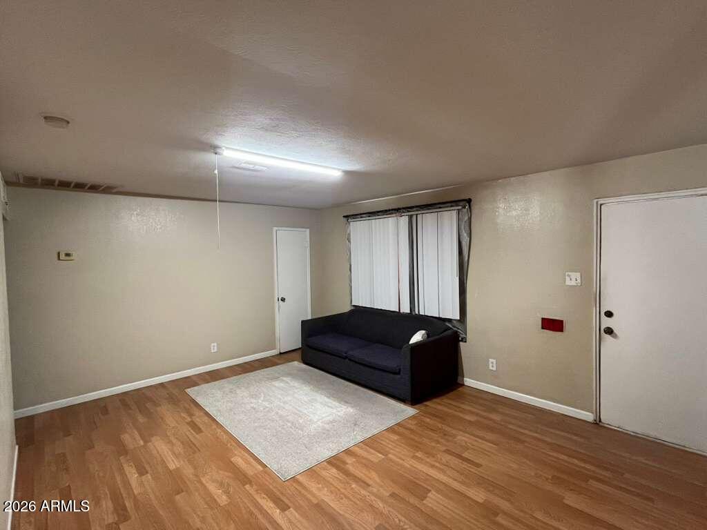 3242 W SELLS Drive