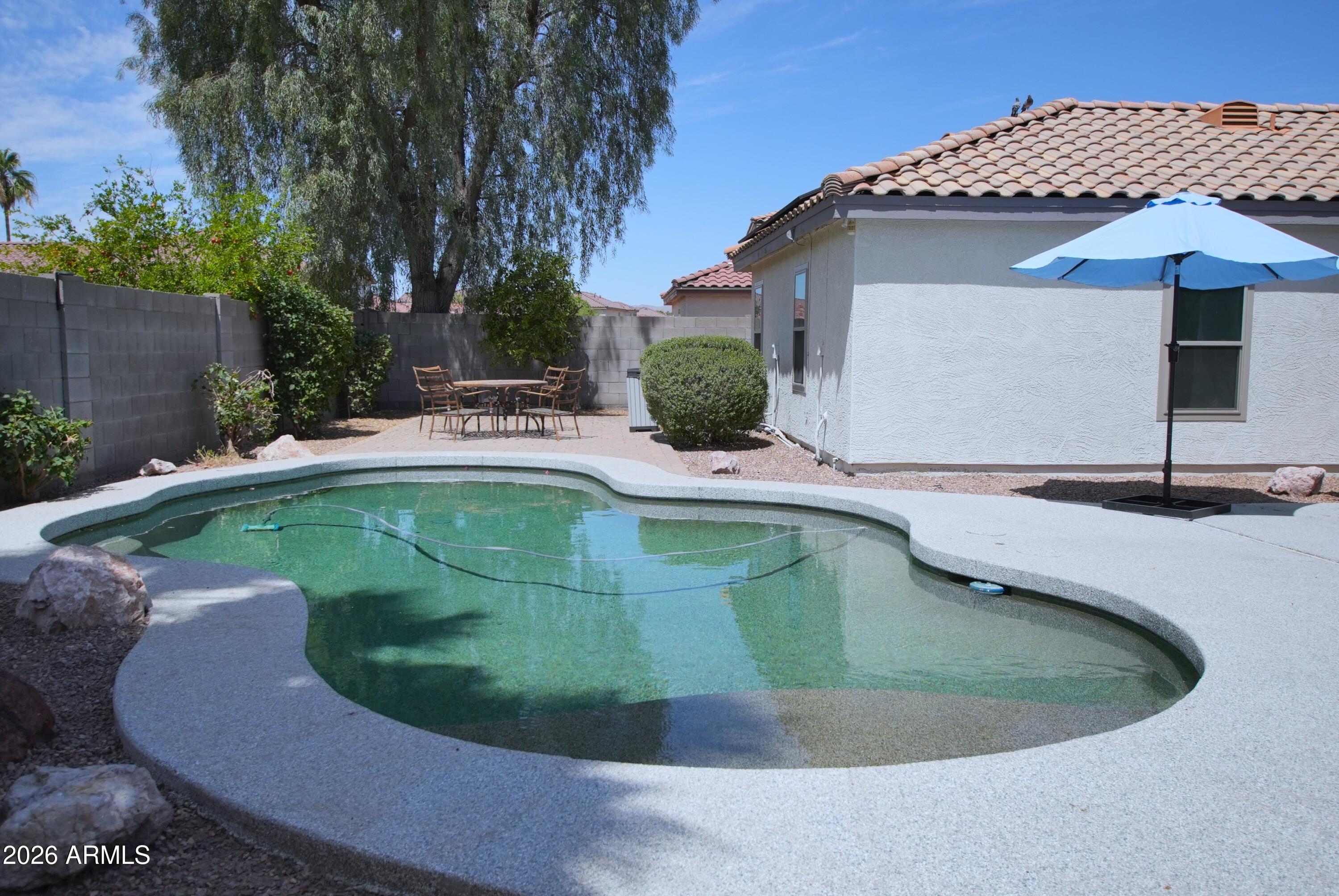 15529 W GELDING Drive