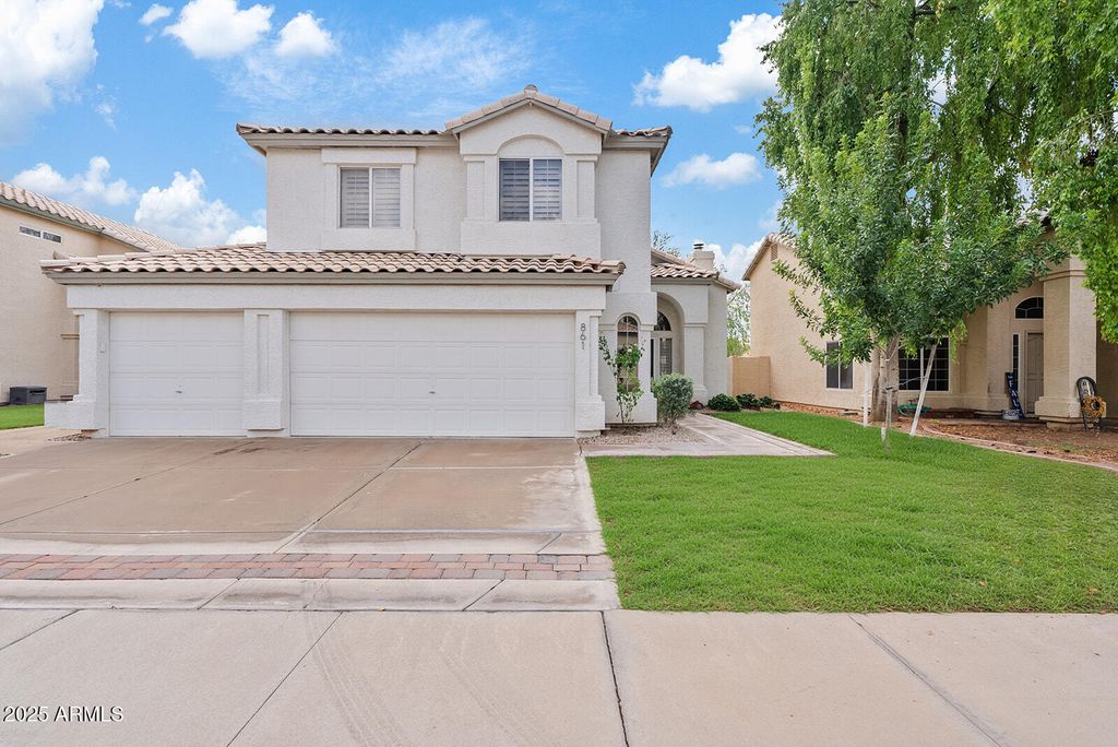 Photo of 861 W Shellfish Drive, Gilbert, AZ 85233 (MLS # 6932678)