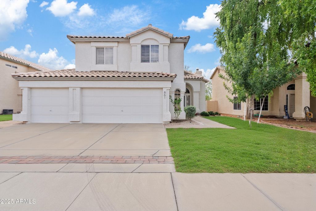 Photo of 861 W Shellfish Drive, Gilbert, AZ 85233 (MLS # 6932678)