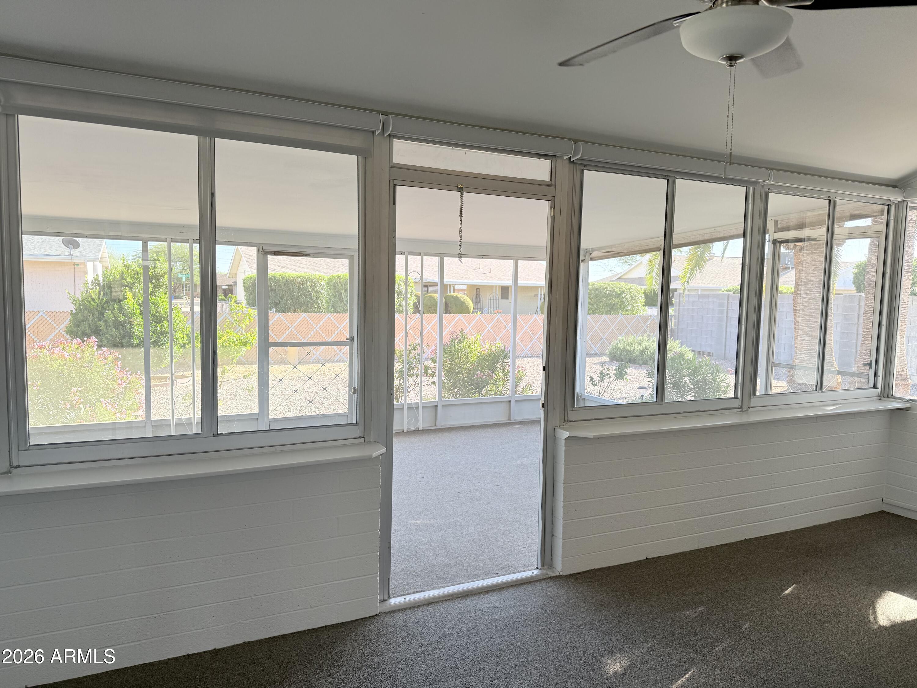 10217 W MISSION Lane