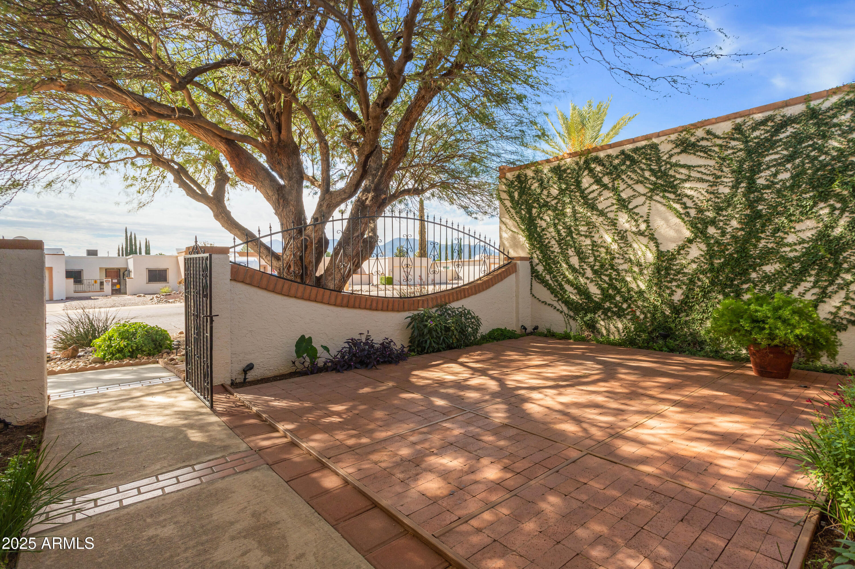 1057 Carmelita Drive