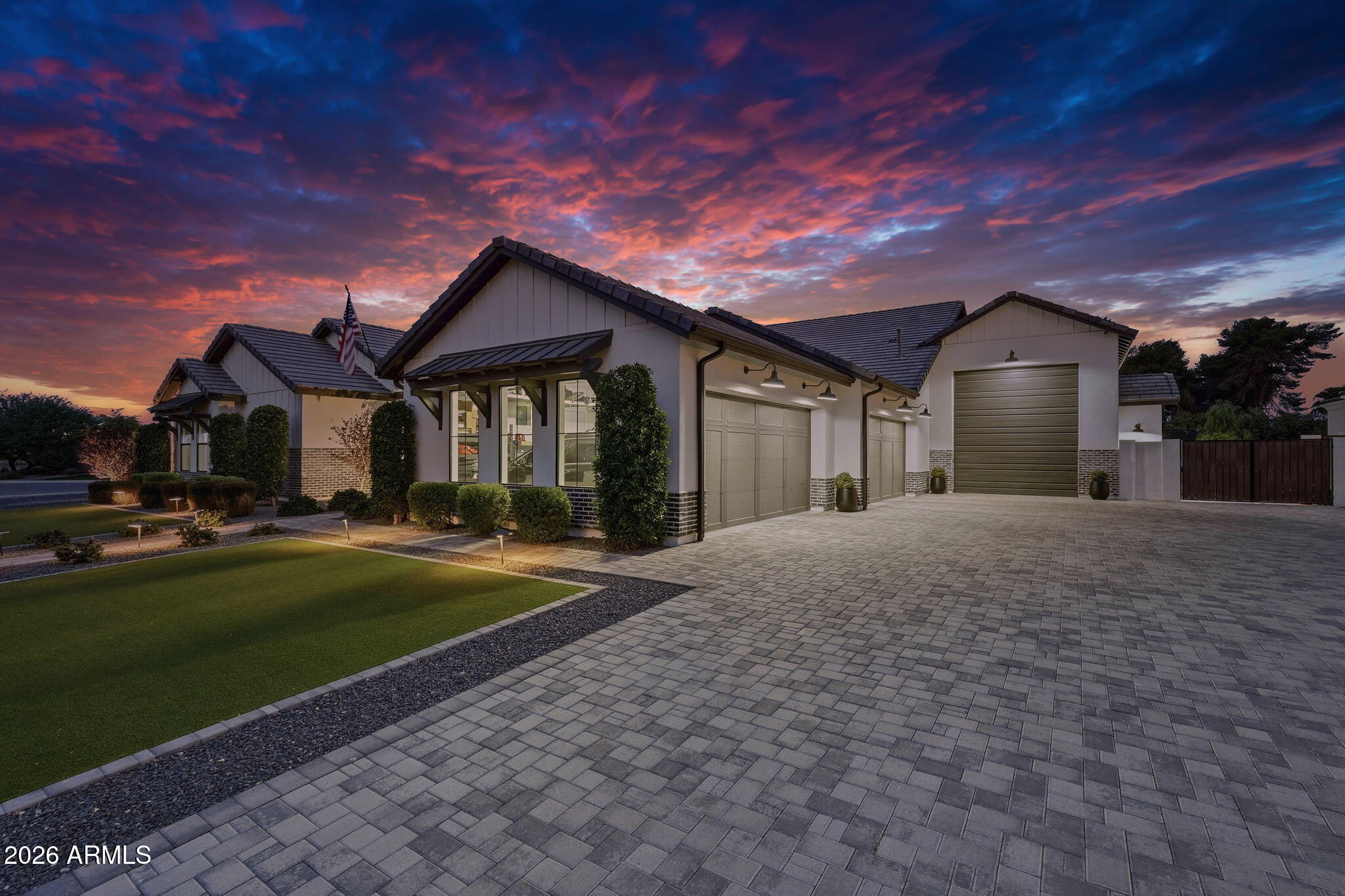 AVALON AT CHANDLER - Residential