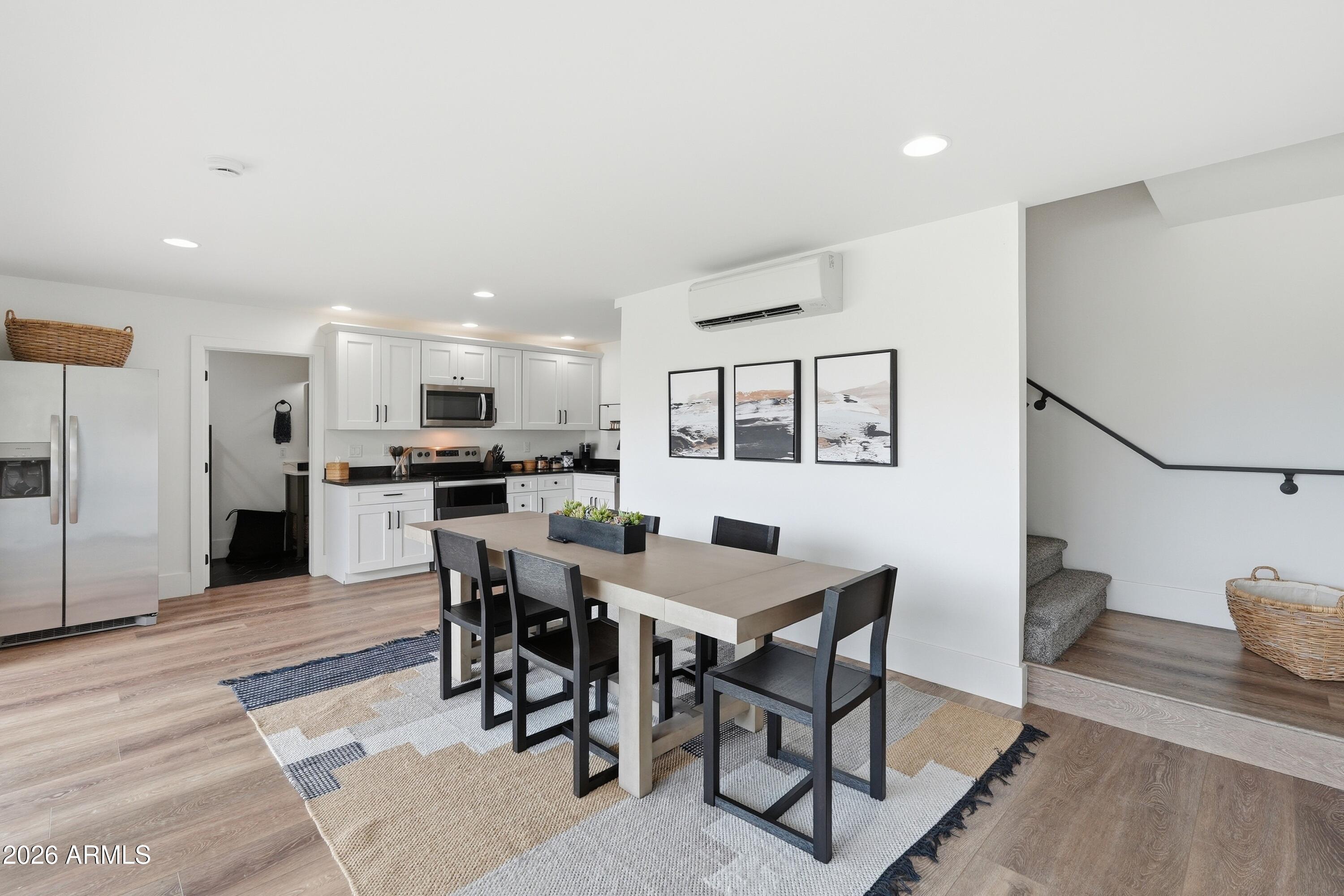 AVALON AT CHANDLER - Residential