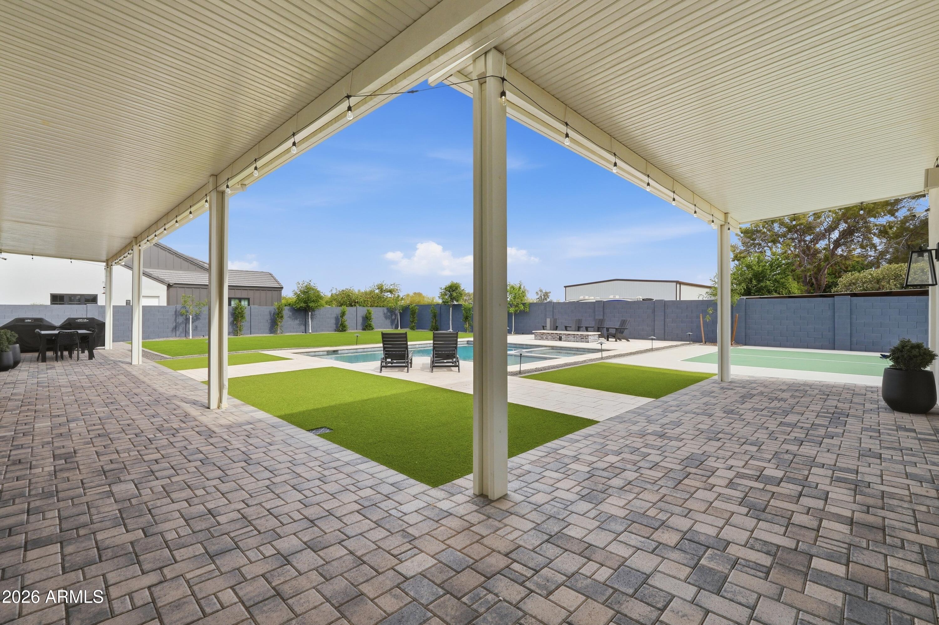 AVALON AT CHANDLER - Residential