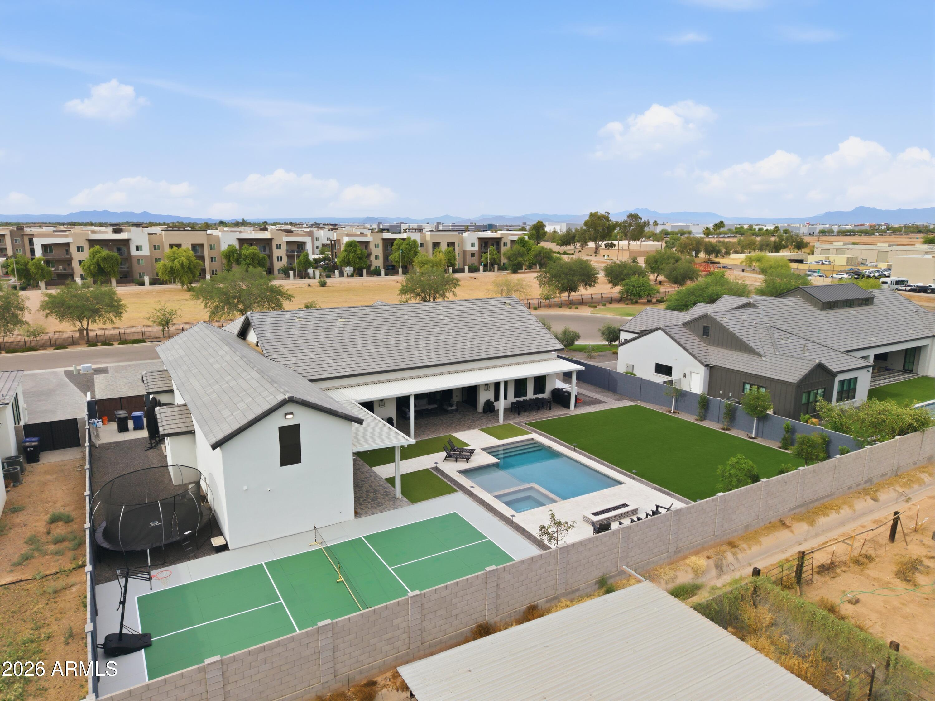 AVALON AT CHANDLER - Residential