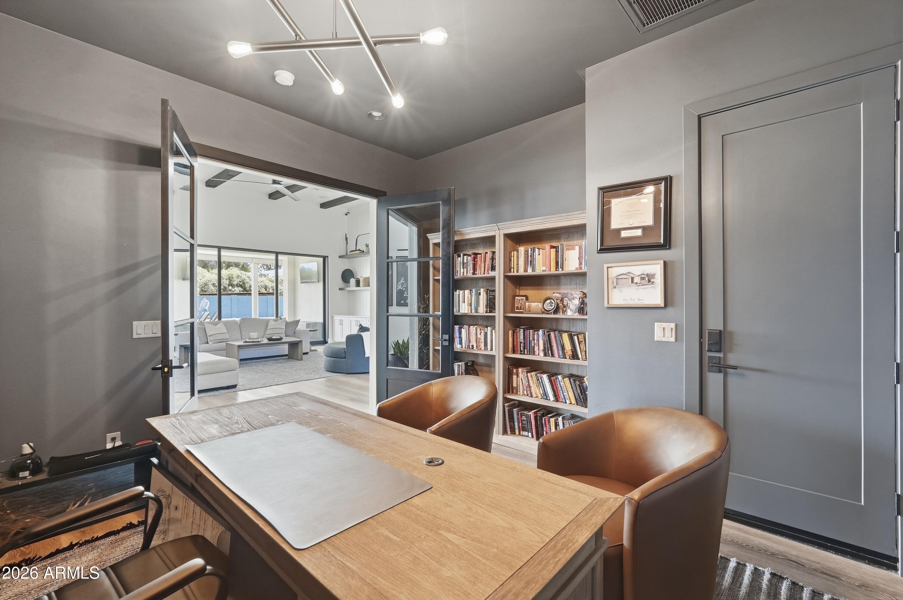 AVALON AT CHANDLER - Residential