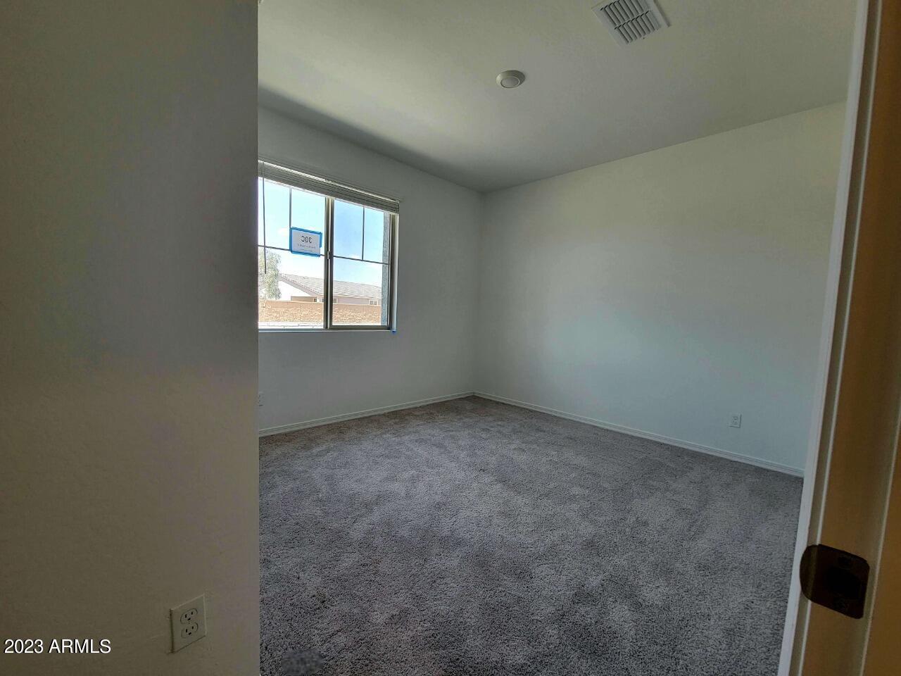 Photo 5 of 24 of 18421 N ALCAZAR Street house