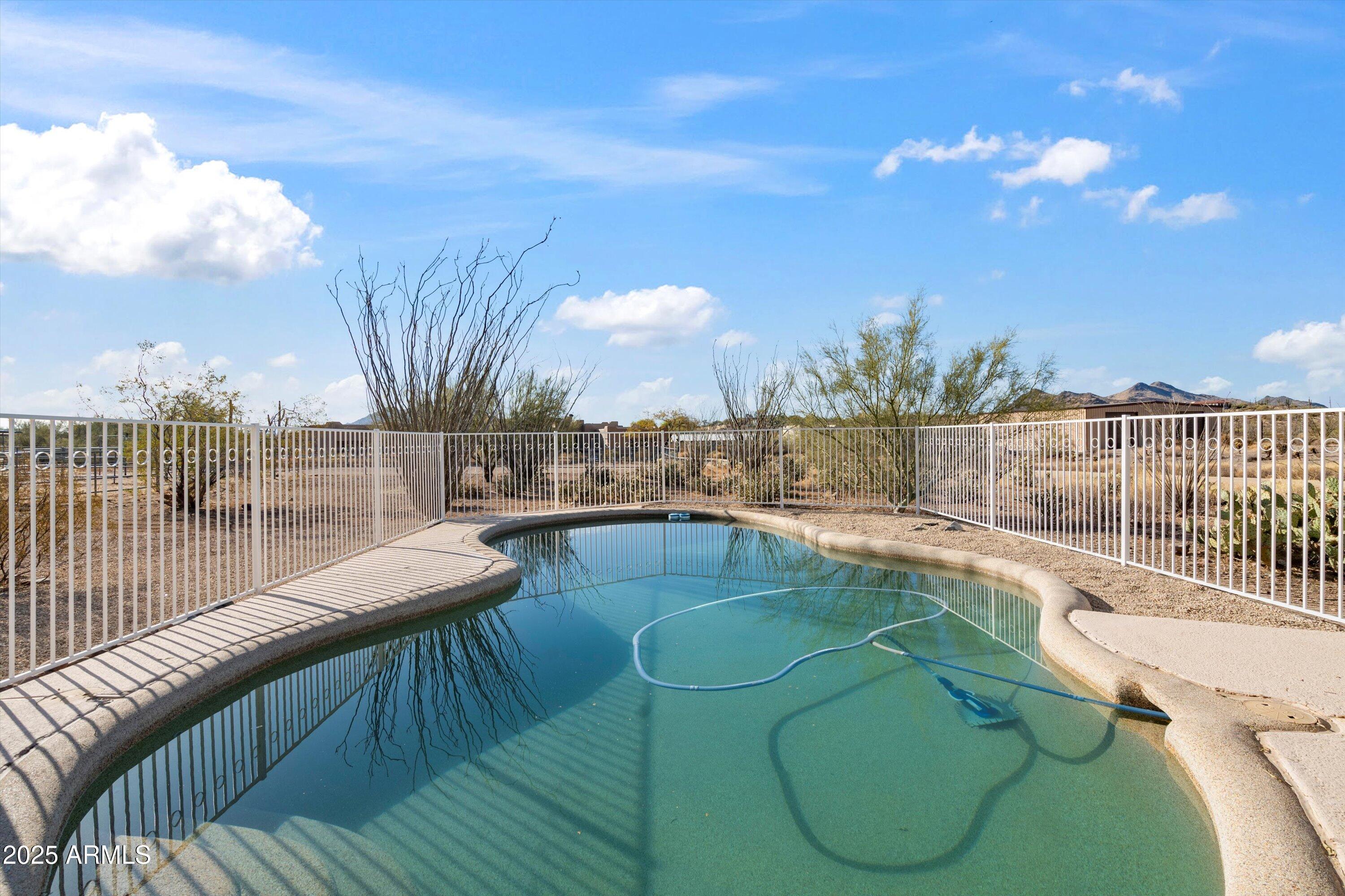 5511 E HONDA BOW Road