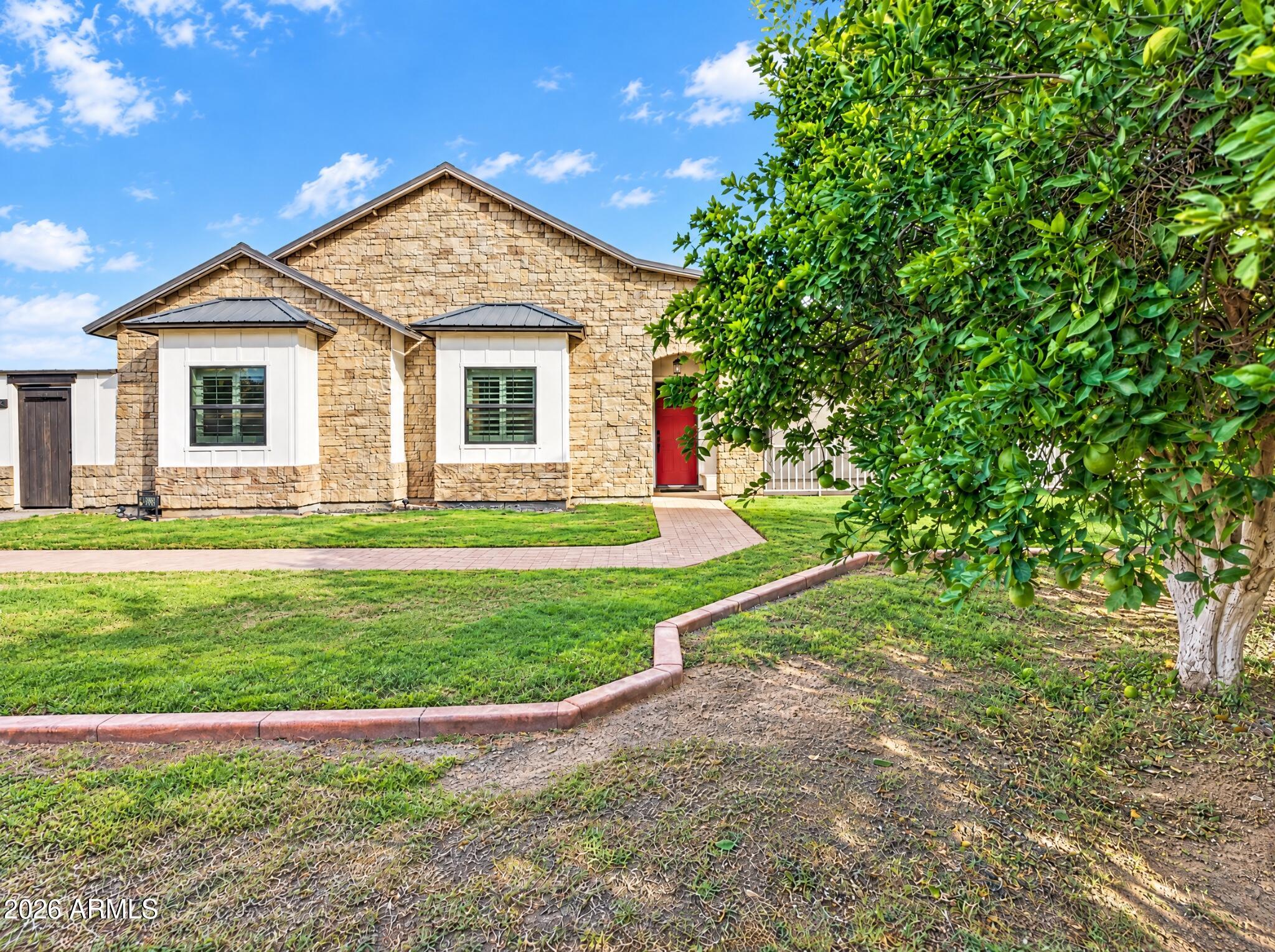 18640 E FLINTLOCK Drive