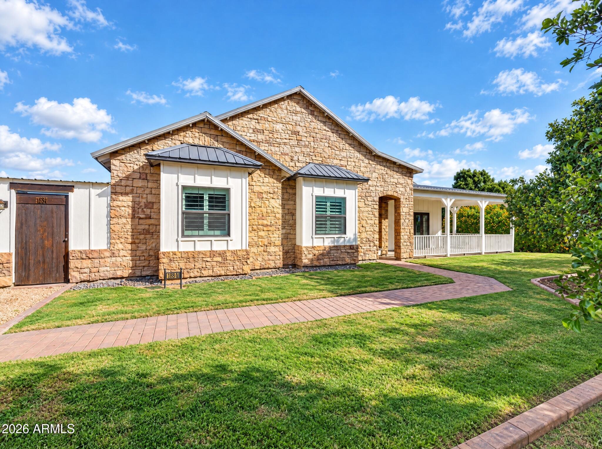 18640 E FLINTLOCK Drive