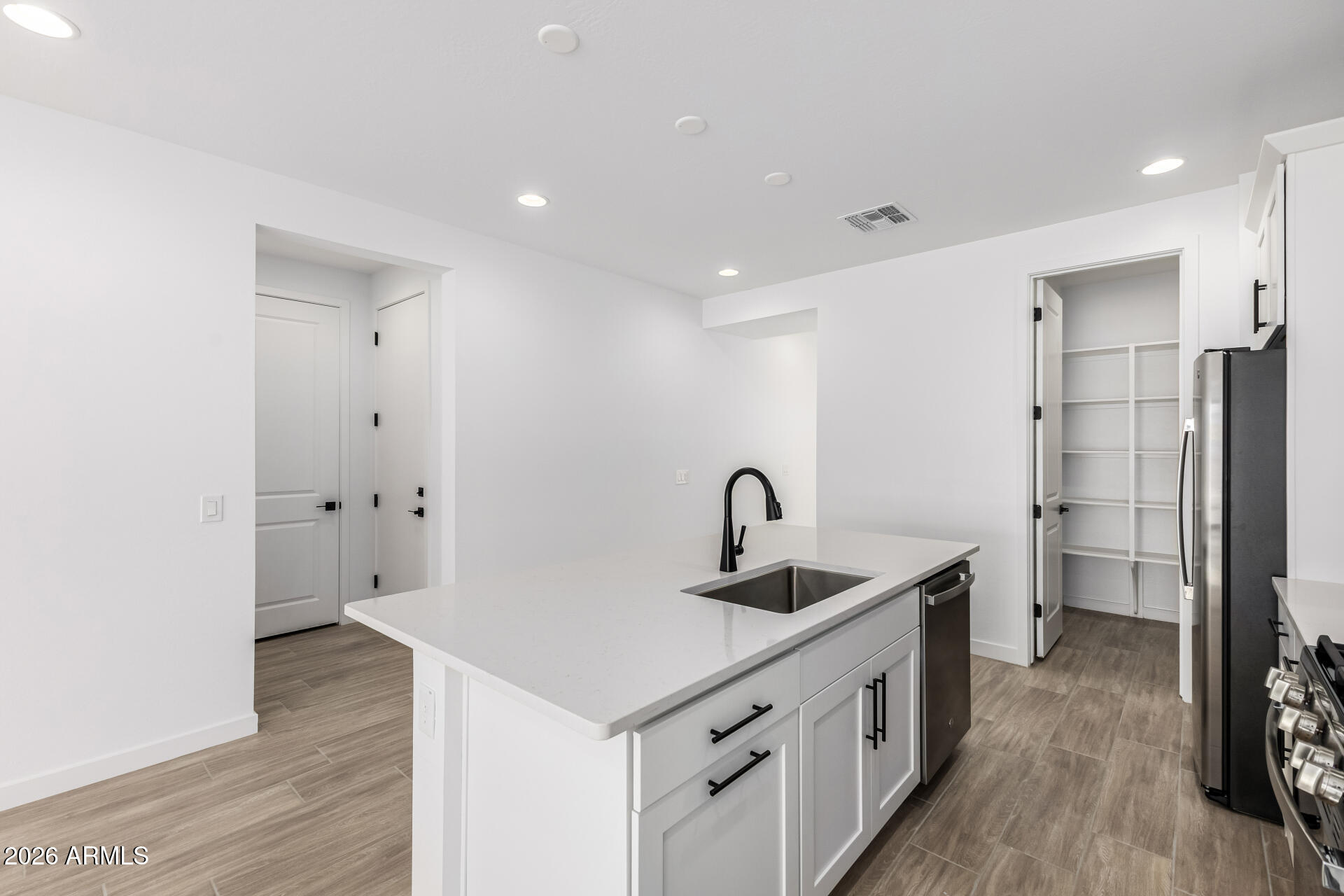 18218 W ELIZABETH Avenue