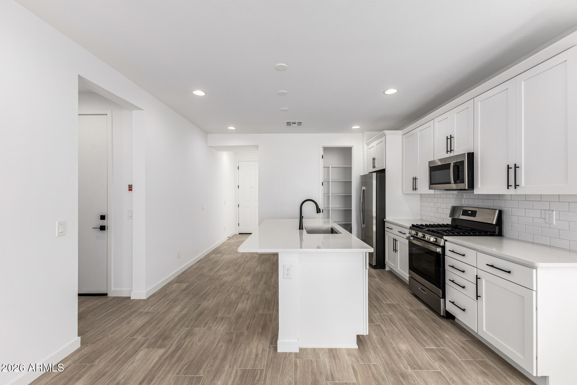 18218 W ELIZABETH Avenue