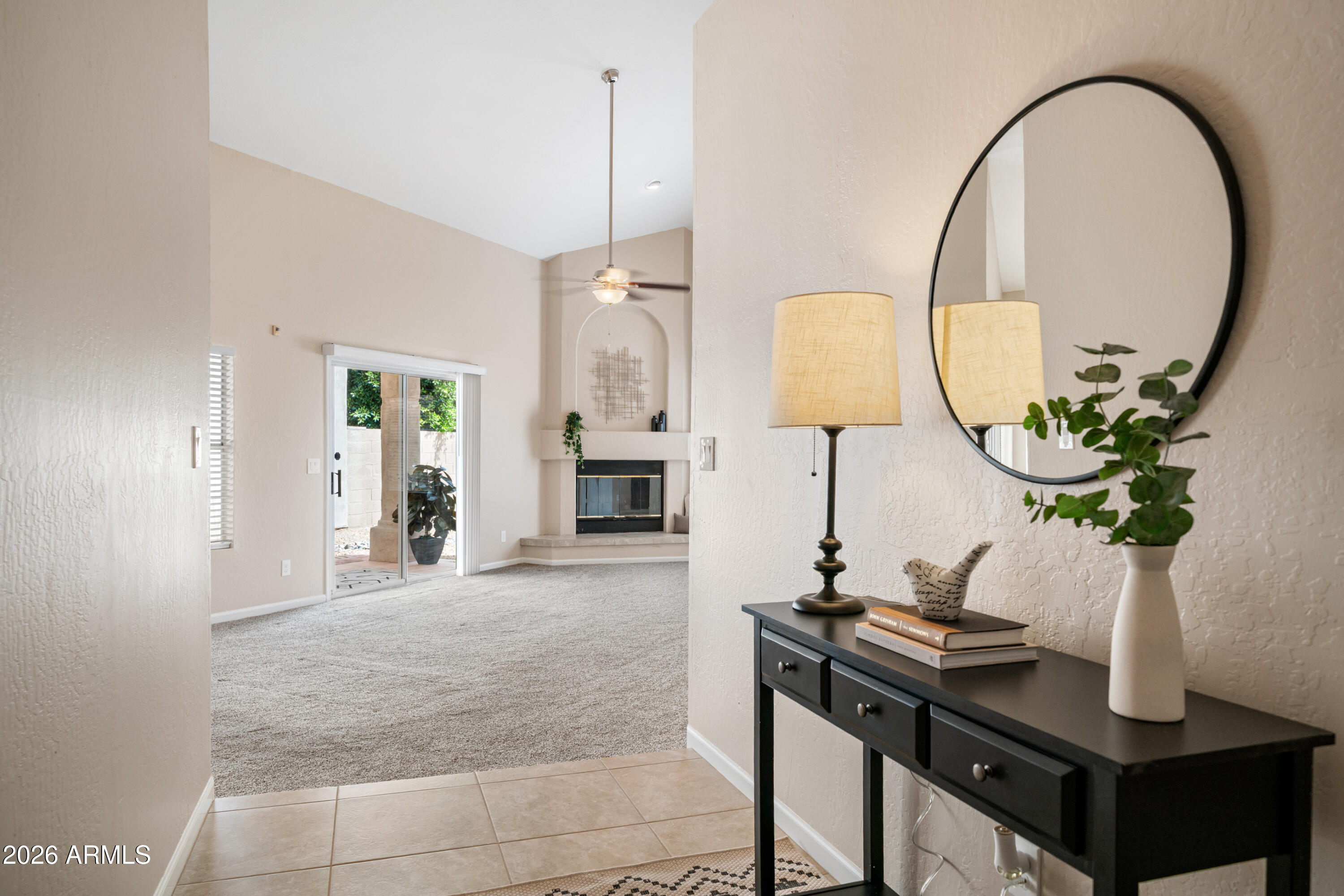 6712 E SADDLEBACK Circle