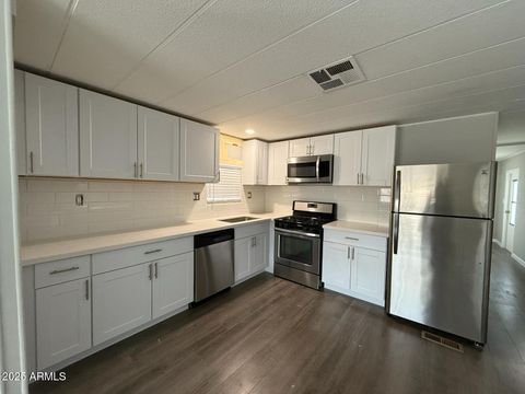 303 S Recker Road 200 Mesa AZ 85206