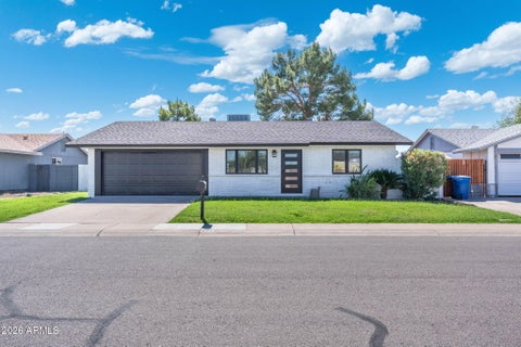 Photo of 1421 W Rosal Place, Chandler, AZ 85224 (MLS # 7083296)