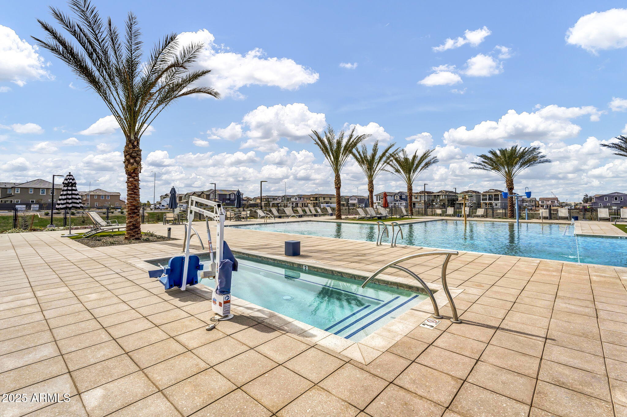 8149 E PETUNIA Avenue 1060