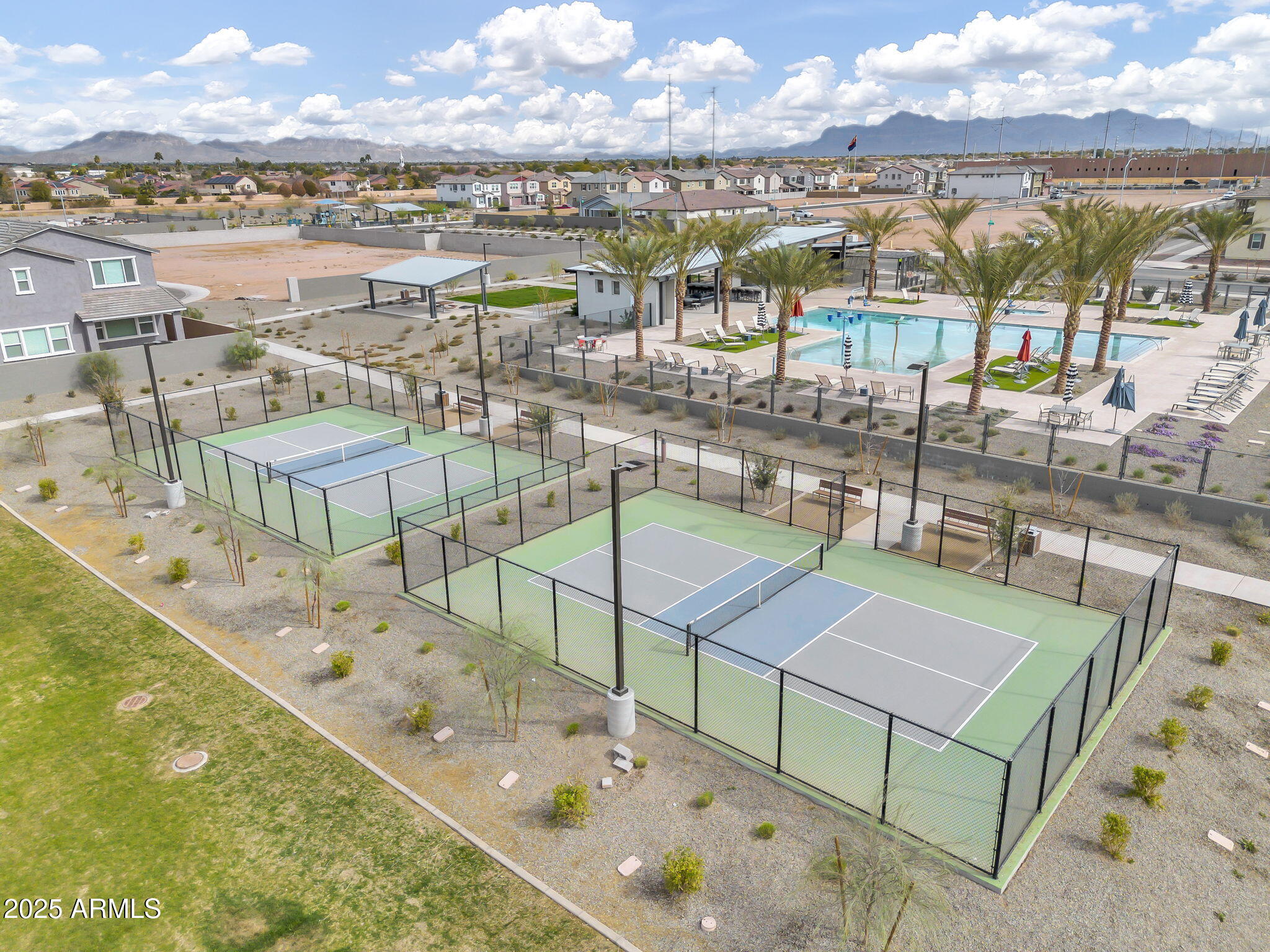 8149 E PETUNIA Avenue 1060