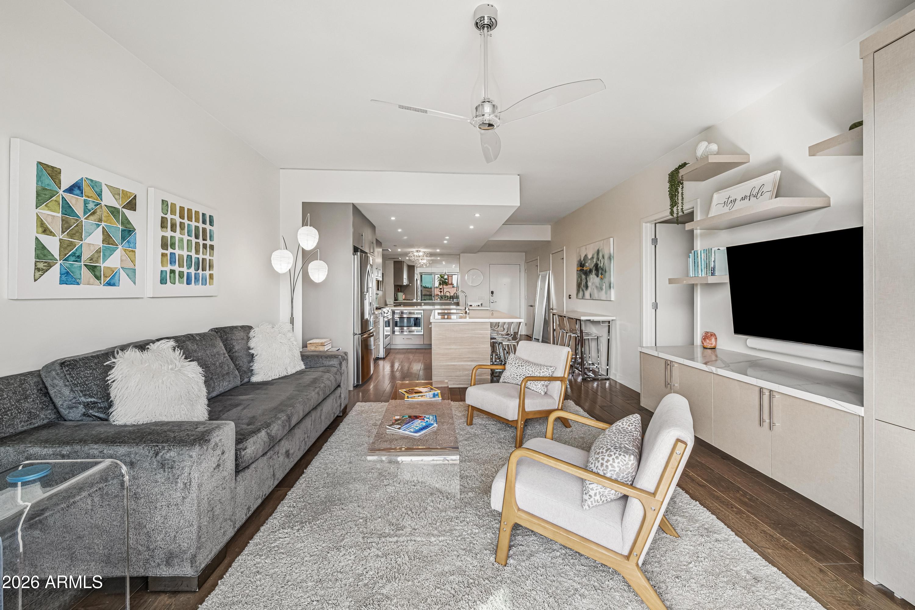 2300 E CAMPBELL Avenue 405