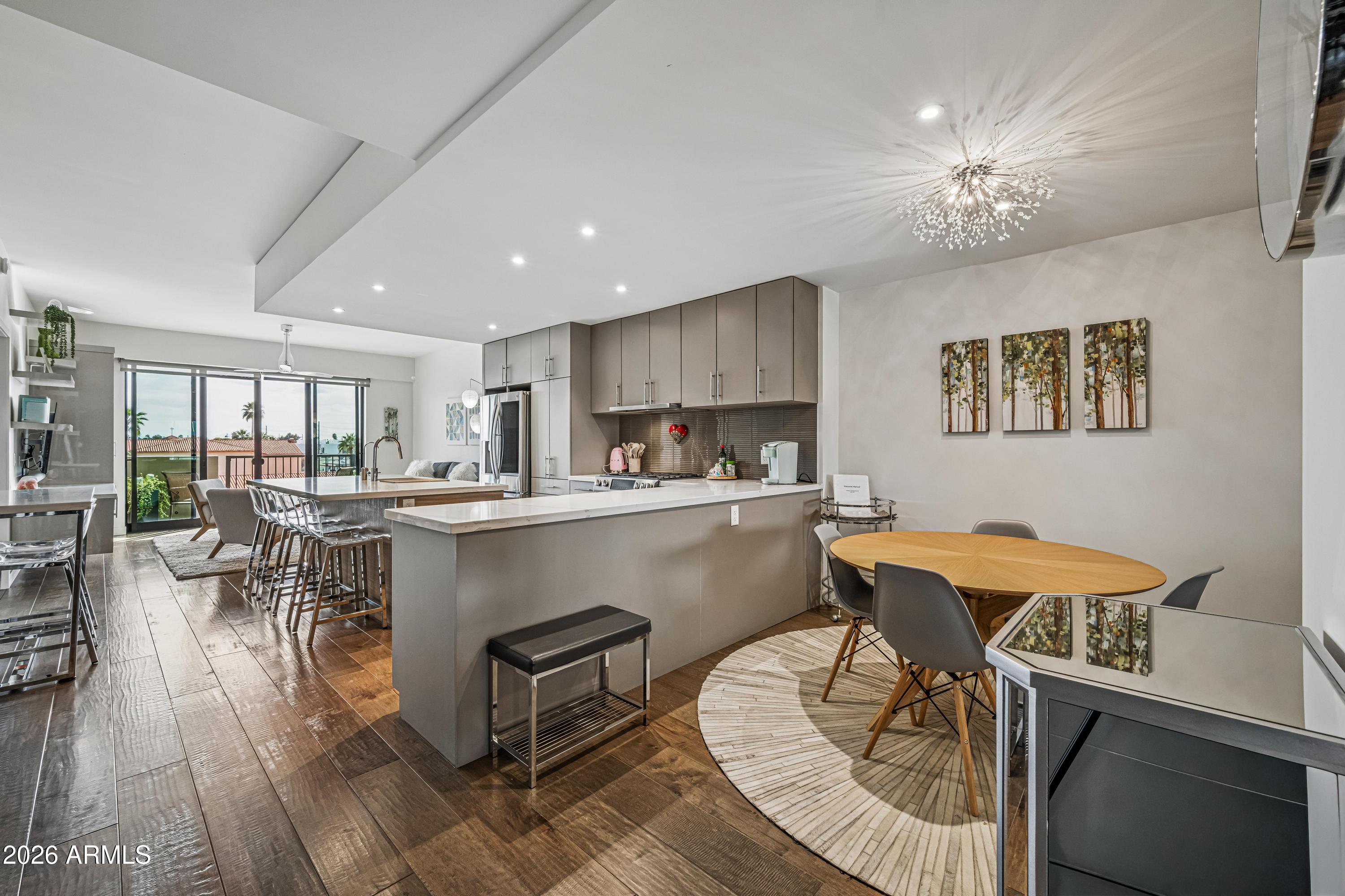 2300 E CAMPBELL Avenue 405