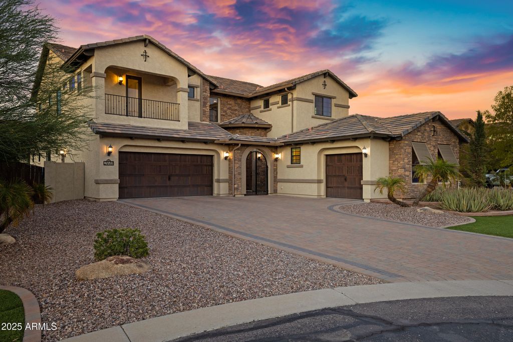 Photo of 2448 E Amber Court, Gilbert, AZ 85296 (MLS # 6934251)