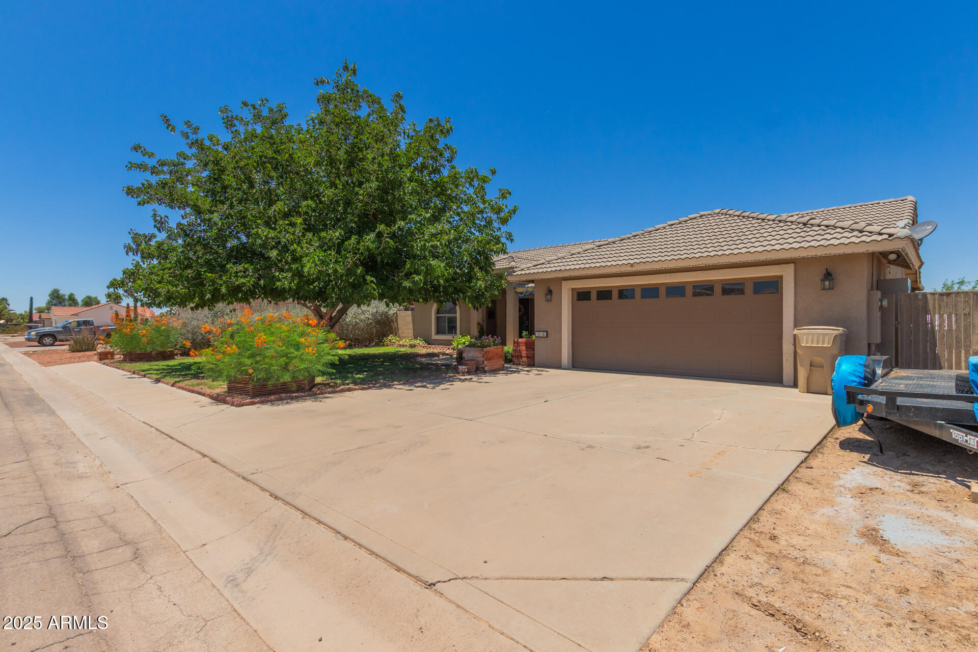 10048 W SAN LAZARO Drive