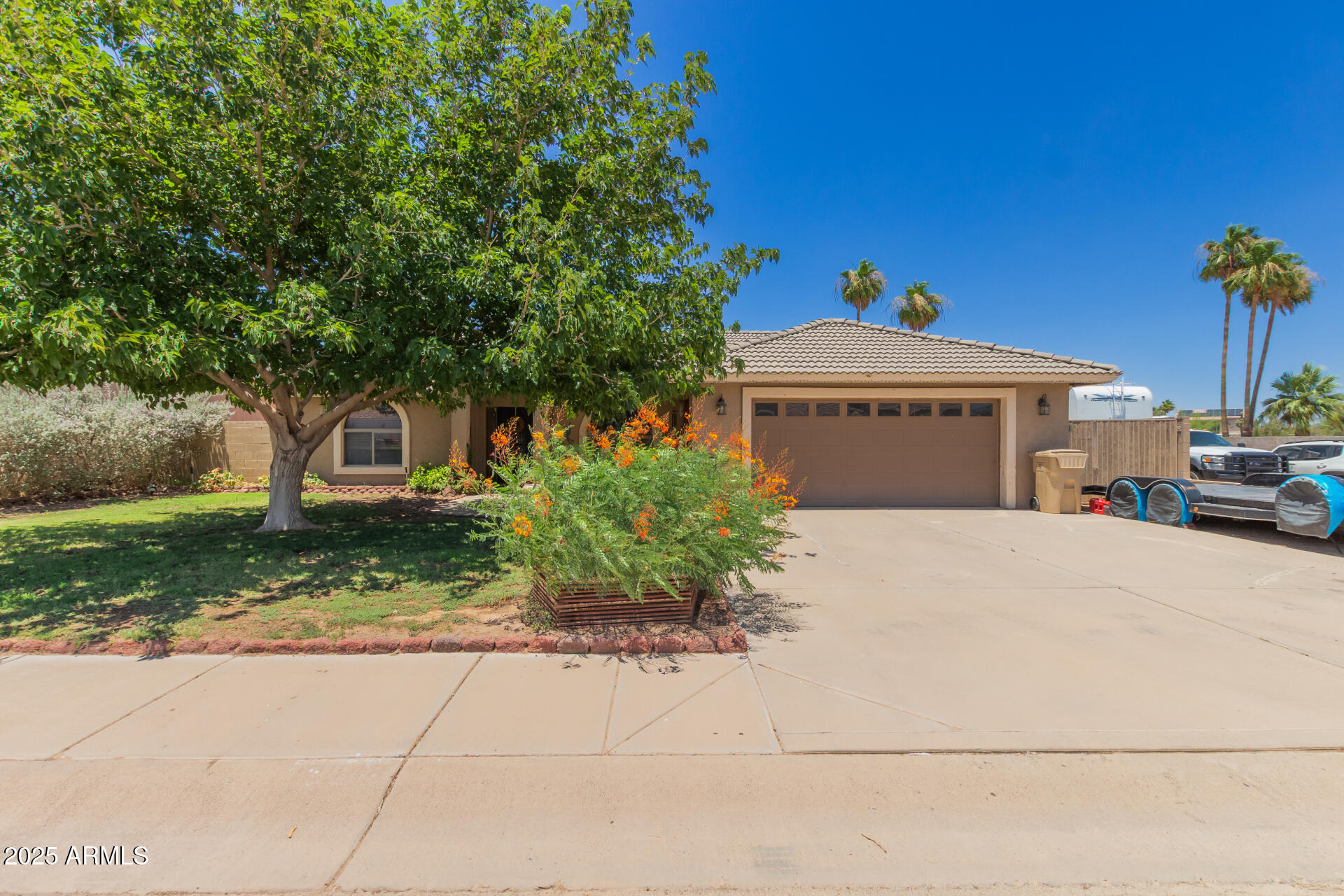 10048 W SAN LAZARO Drive