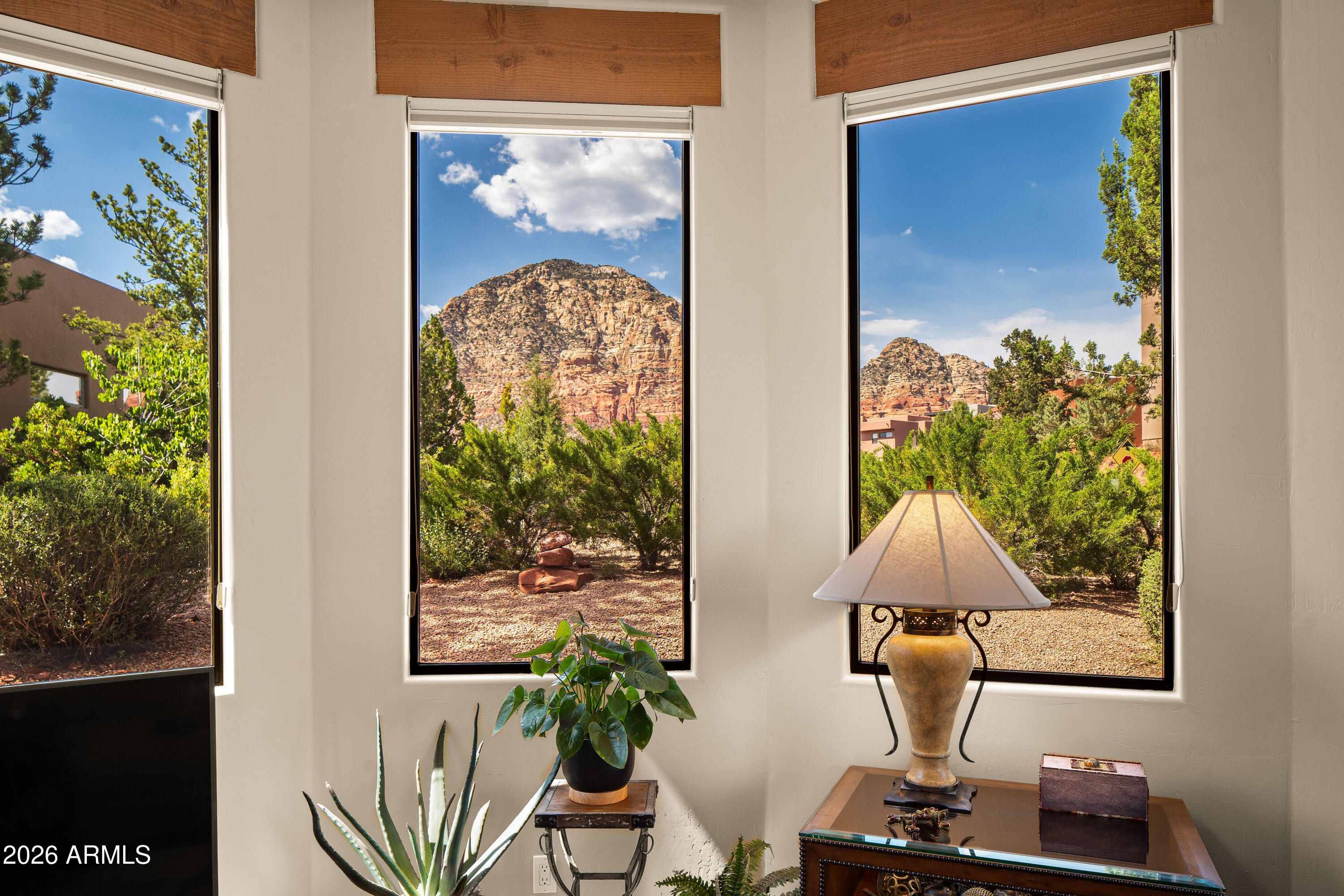 CRIMSON VIEW - Residential
