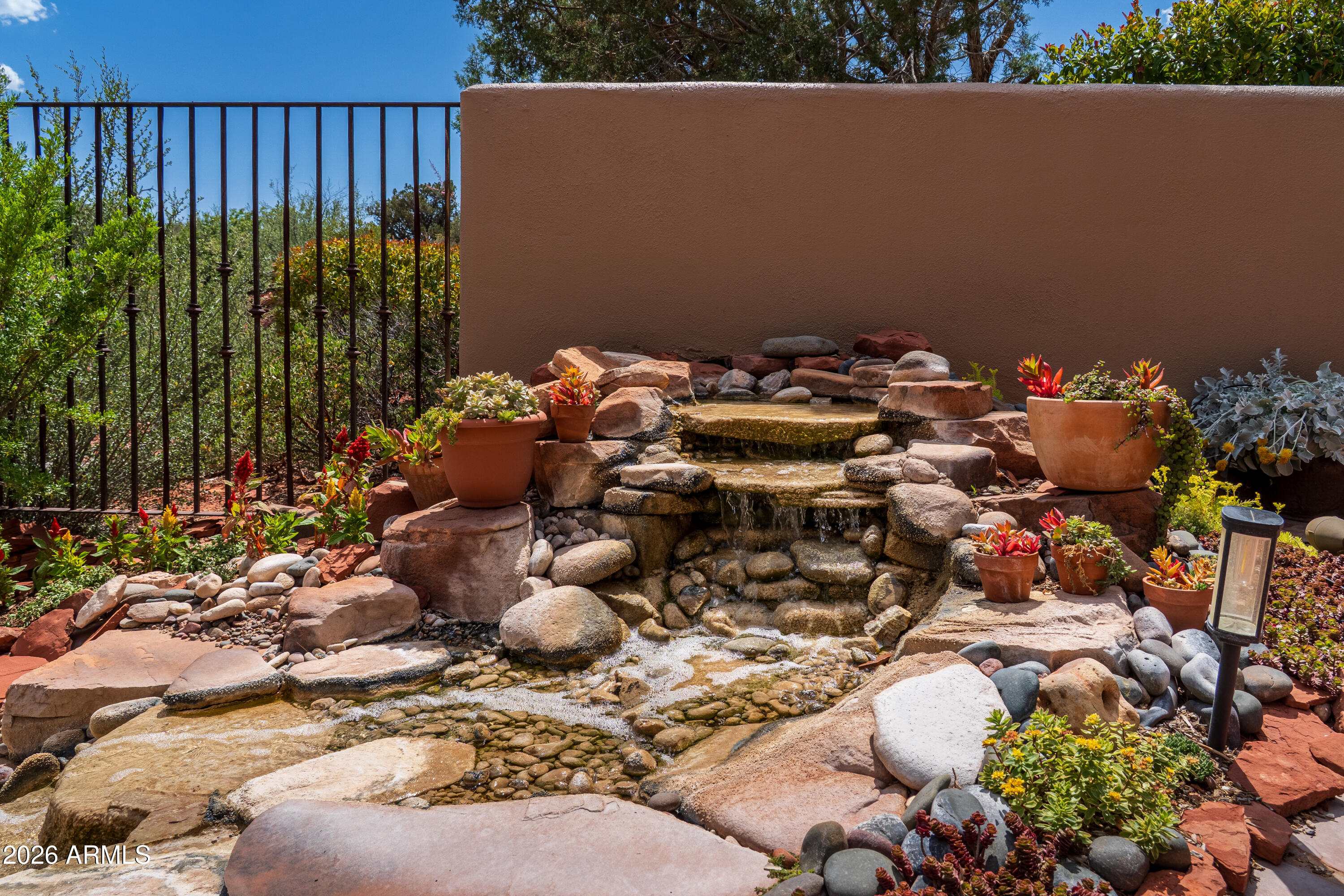 CRIMSON VIEW - Residential