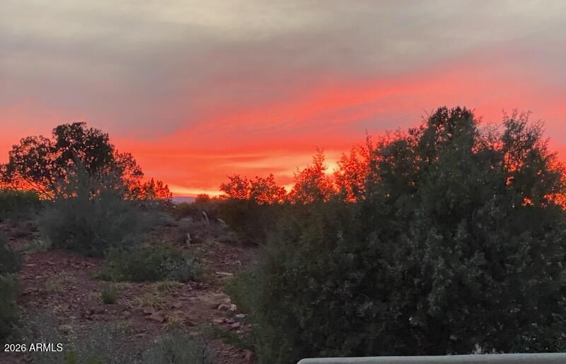 CRIMSON VIEW - Residential