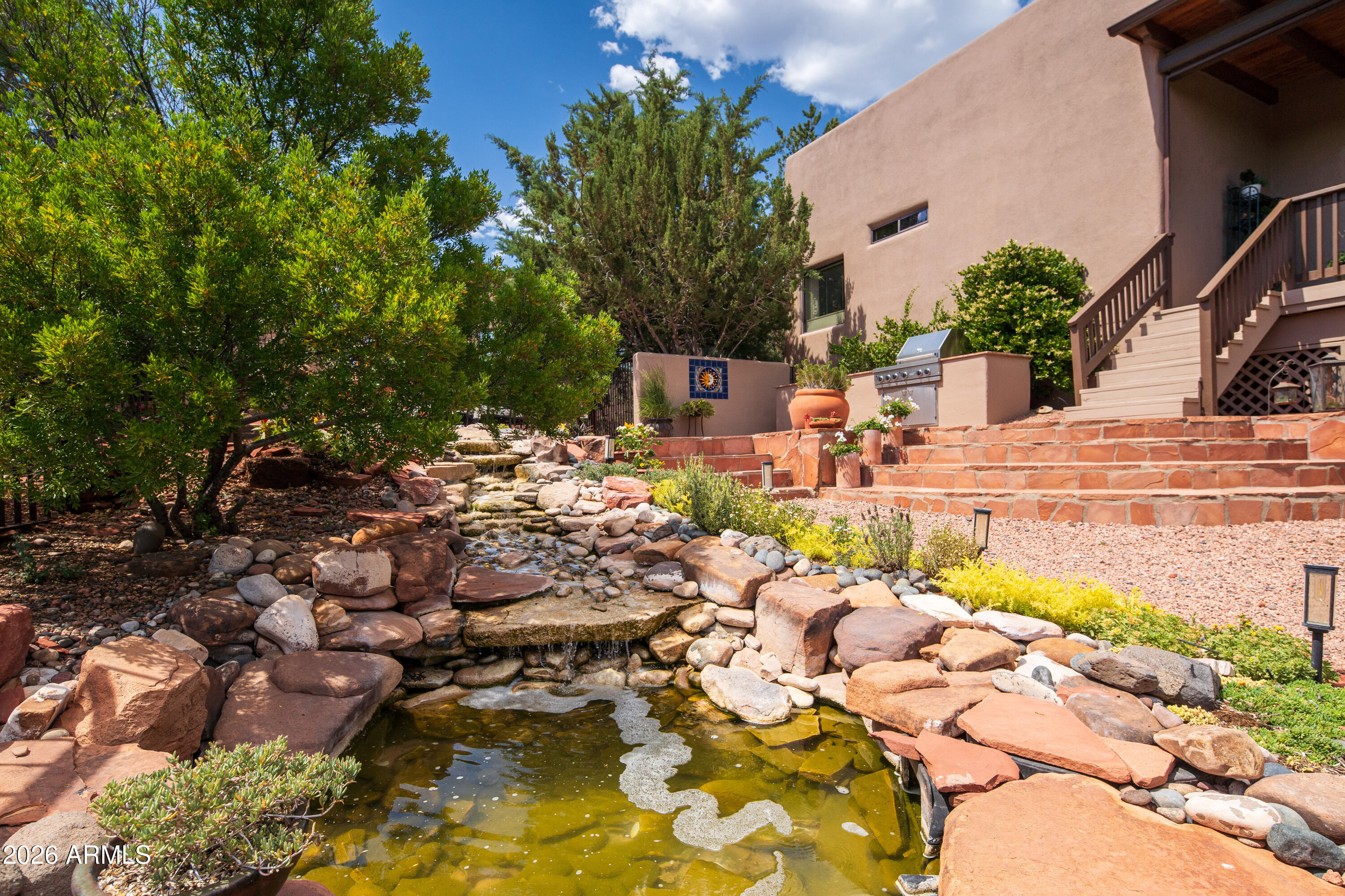 2335 MULE DEER Road