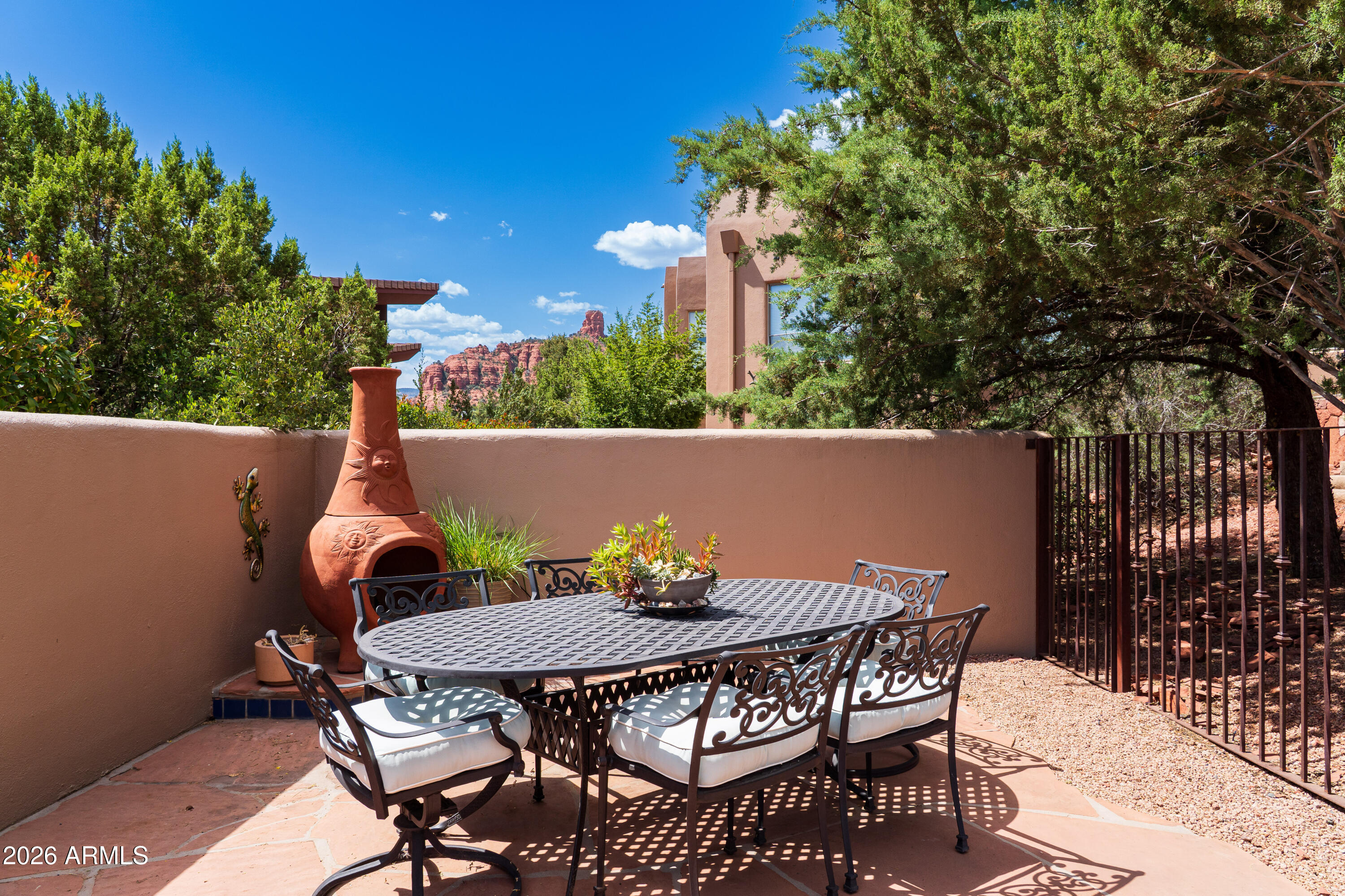 CRIMSON VIEW - Residential