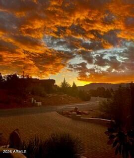 CRIMSON VIEW - Residential