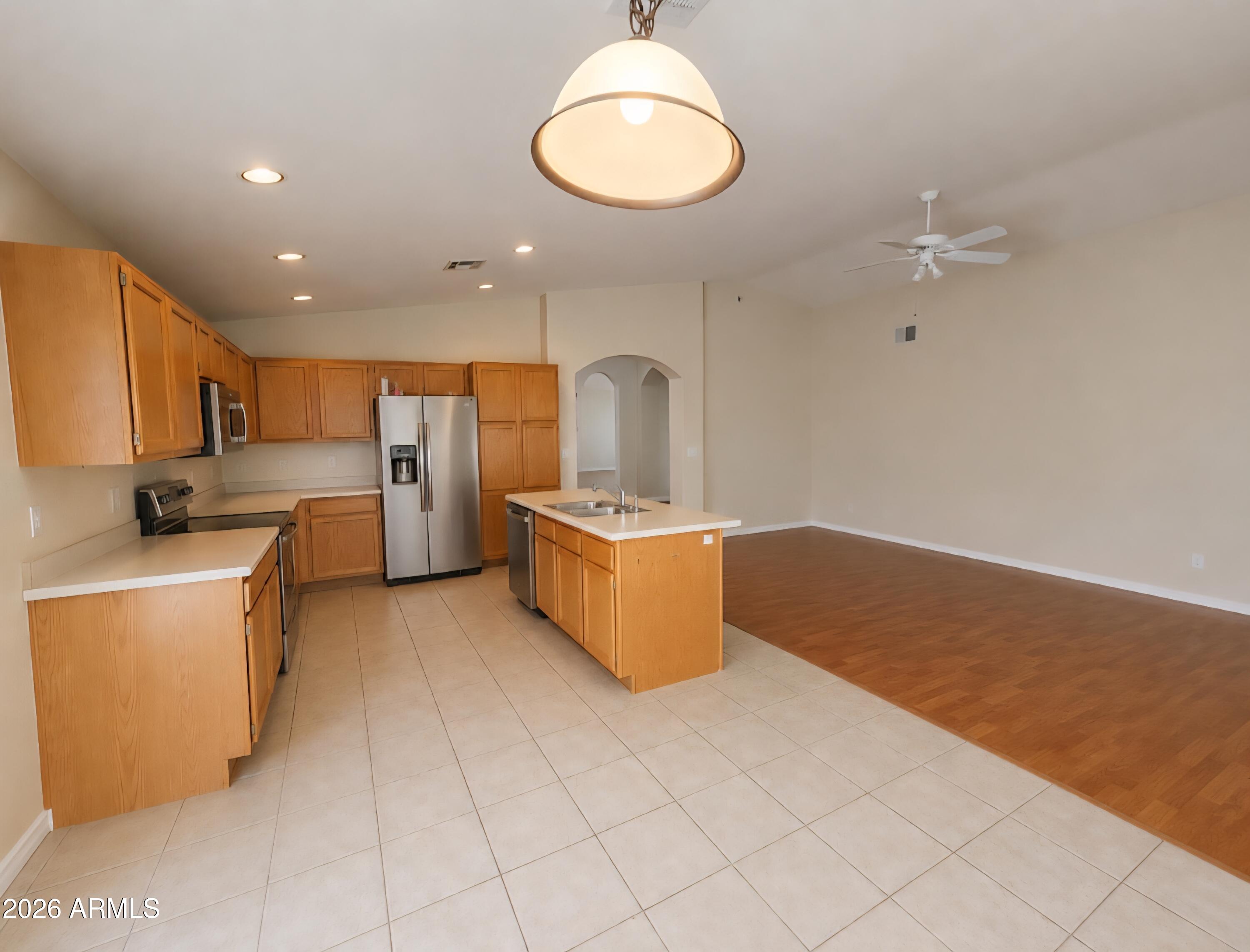 4852 W SAINT JOHN Road