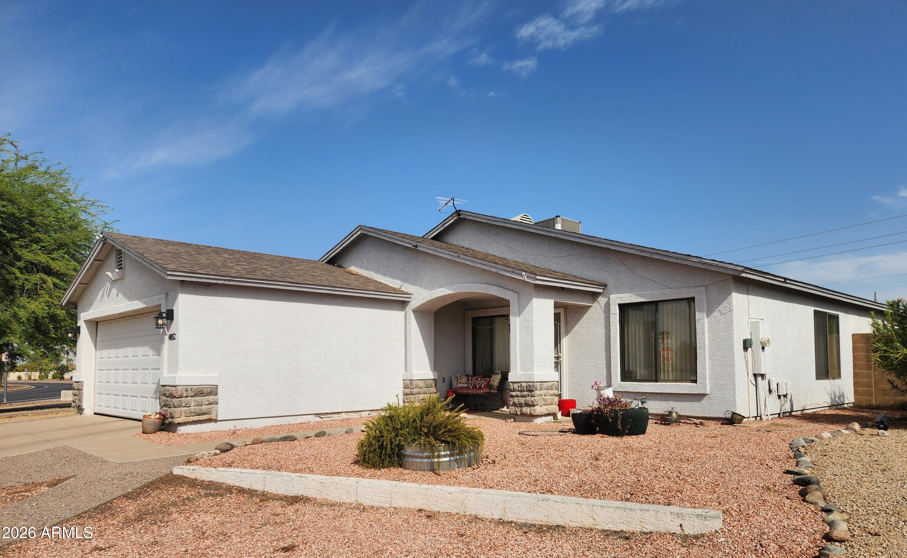 4852 W SAINT JOHN Road