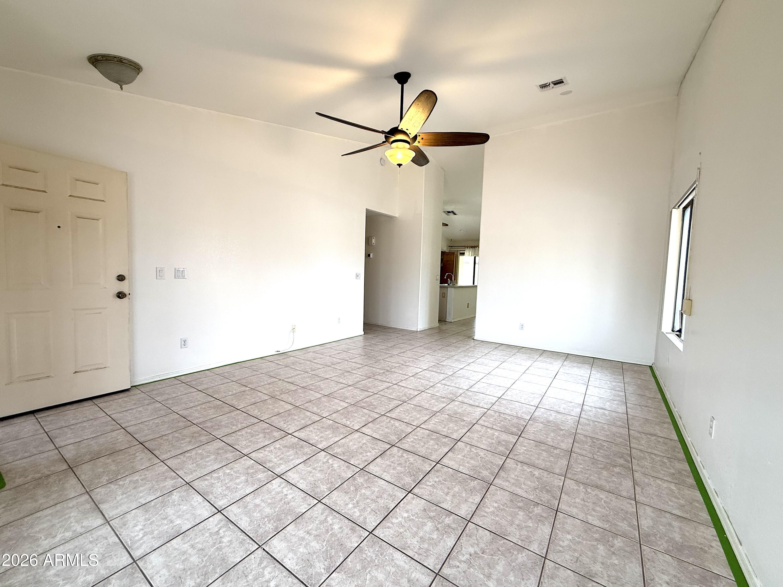 10781 W ROBIN Lane W