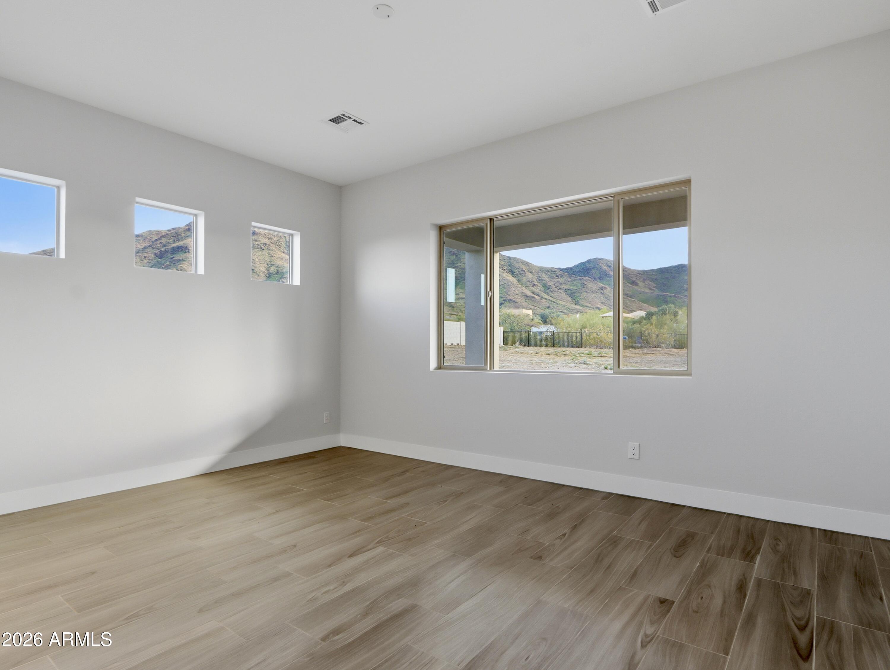 HACIENDA DEL SOL 1 - Residential