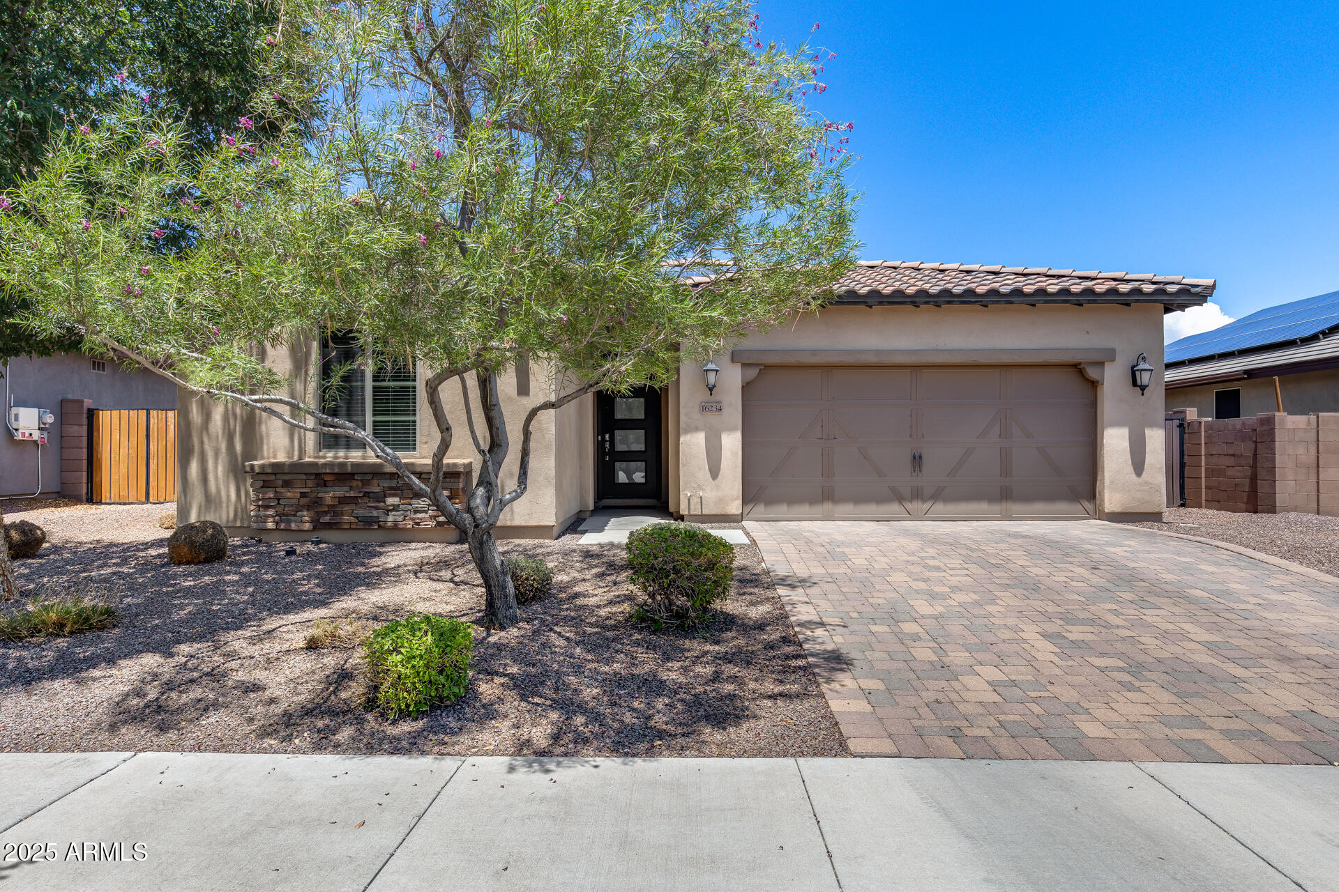 16234 W CAMERON Drive