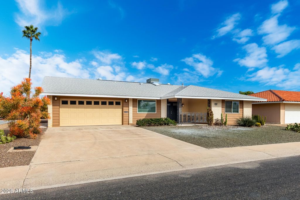 Photo of 10446 W Meade Drive, Sun City, AZ 85351 (MLS # 6964380)