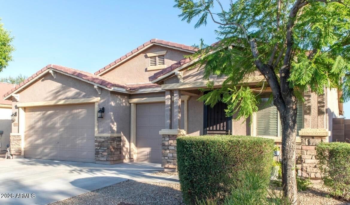 9279 W Mine Trail