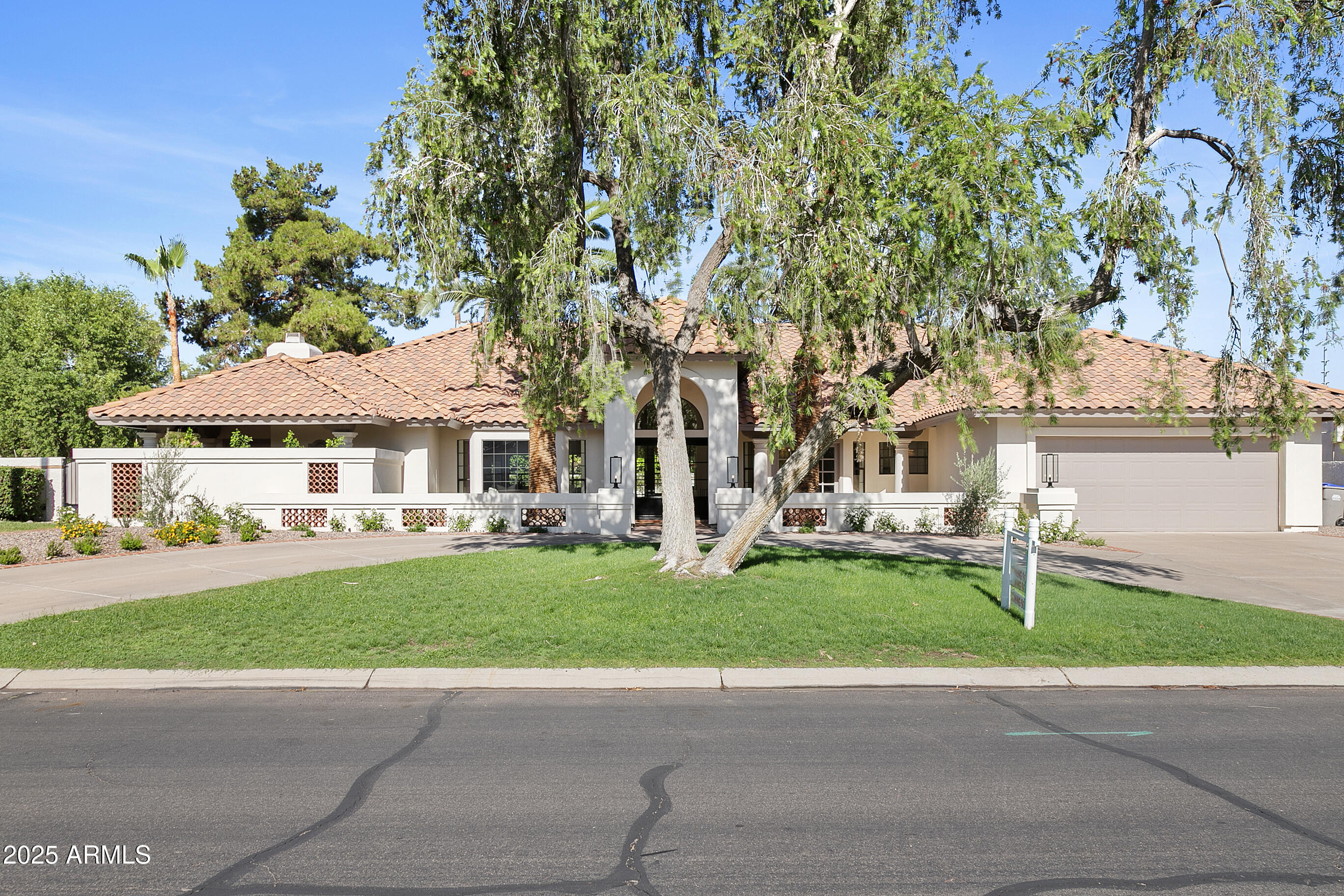 10300 N 48TH Place