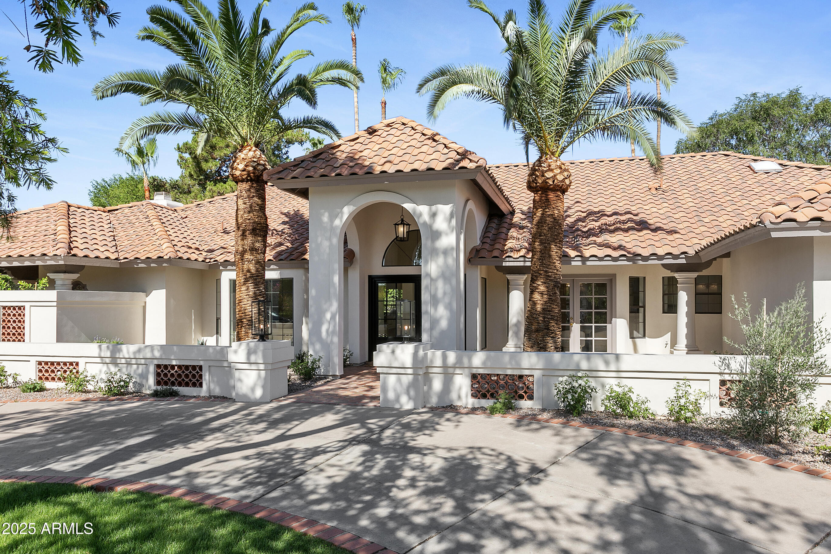 10300 N 48TH Place