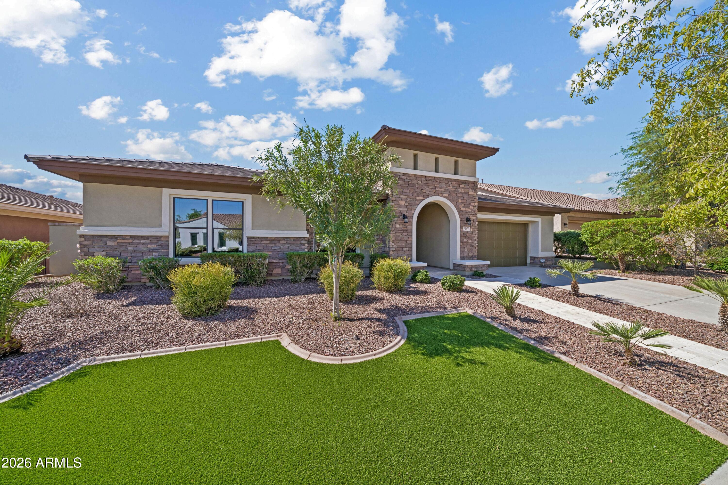 20459 W Summit Place